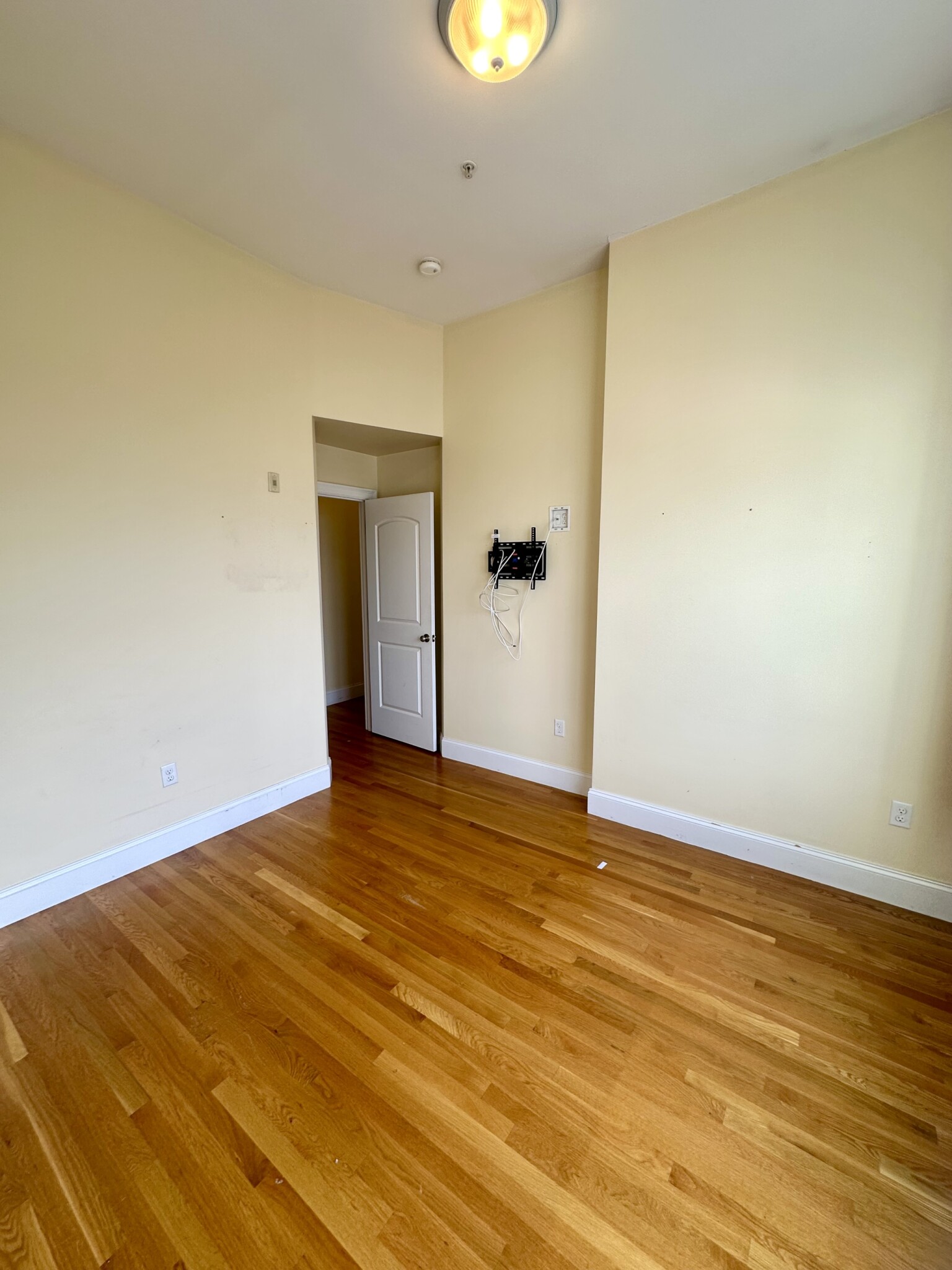 395 West Broadway, South Boston