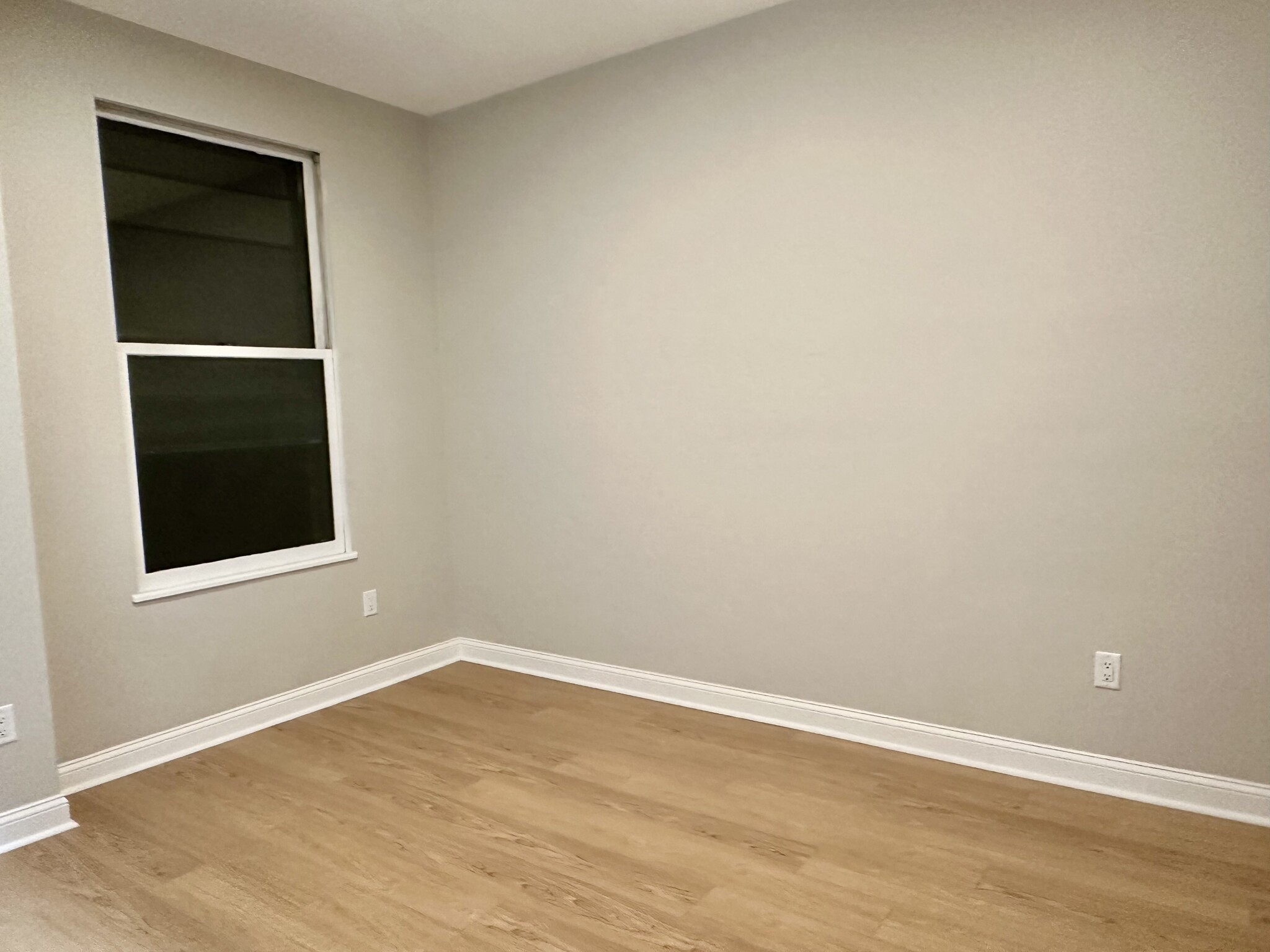 557B Columbus Ave, South End