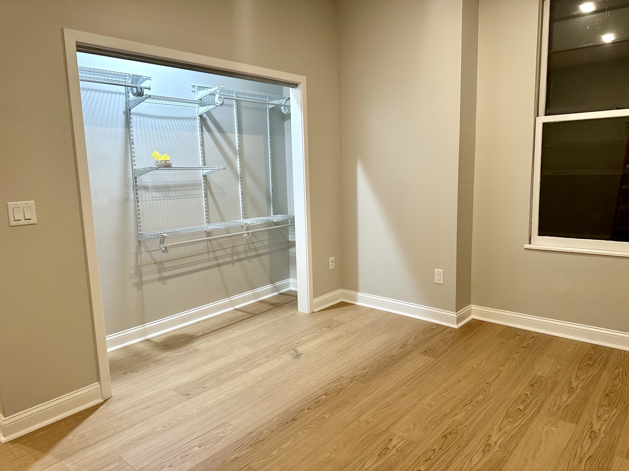 557B Columbus Ave, South End