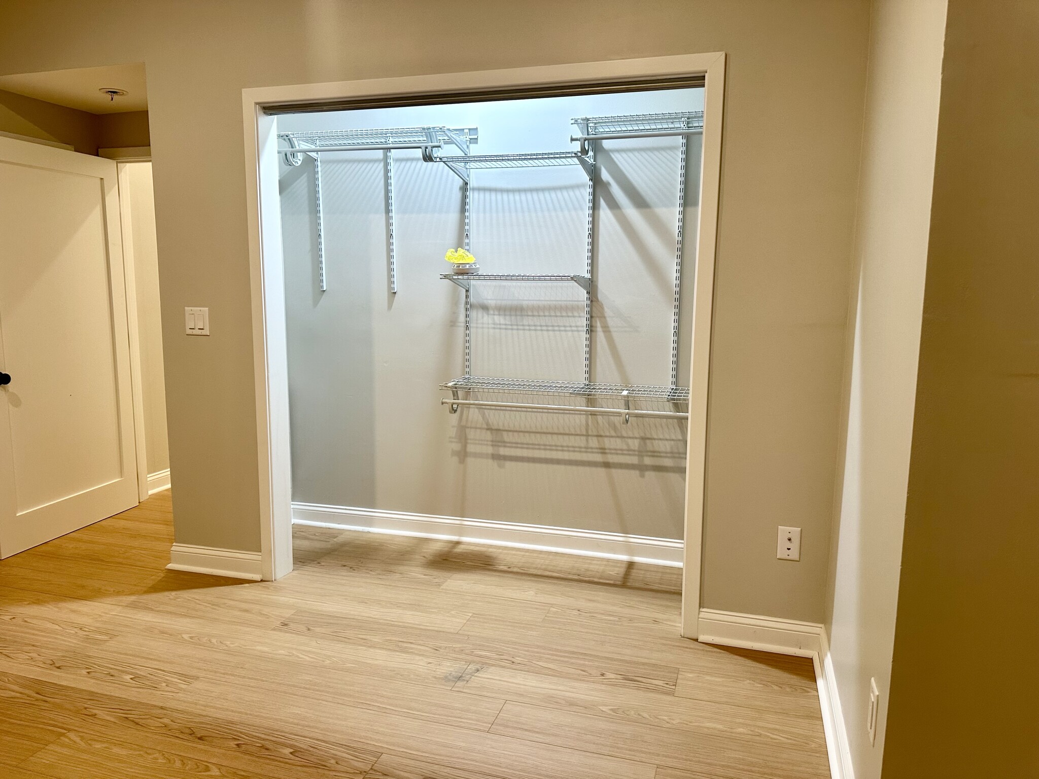 557B Columbus Ave, South End