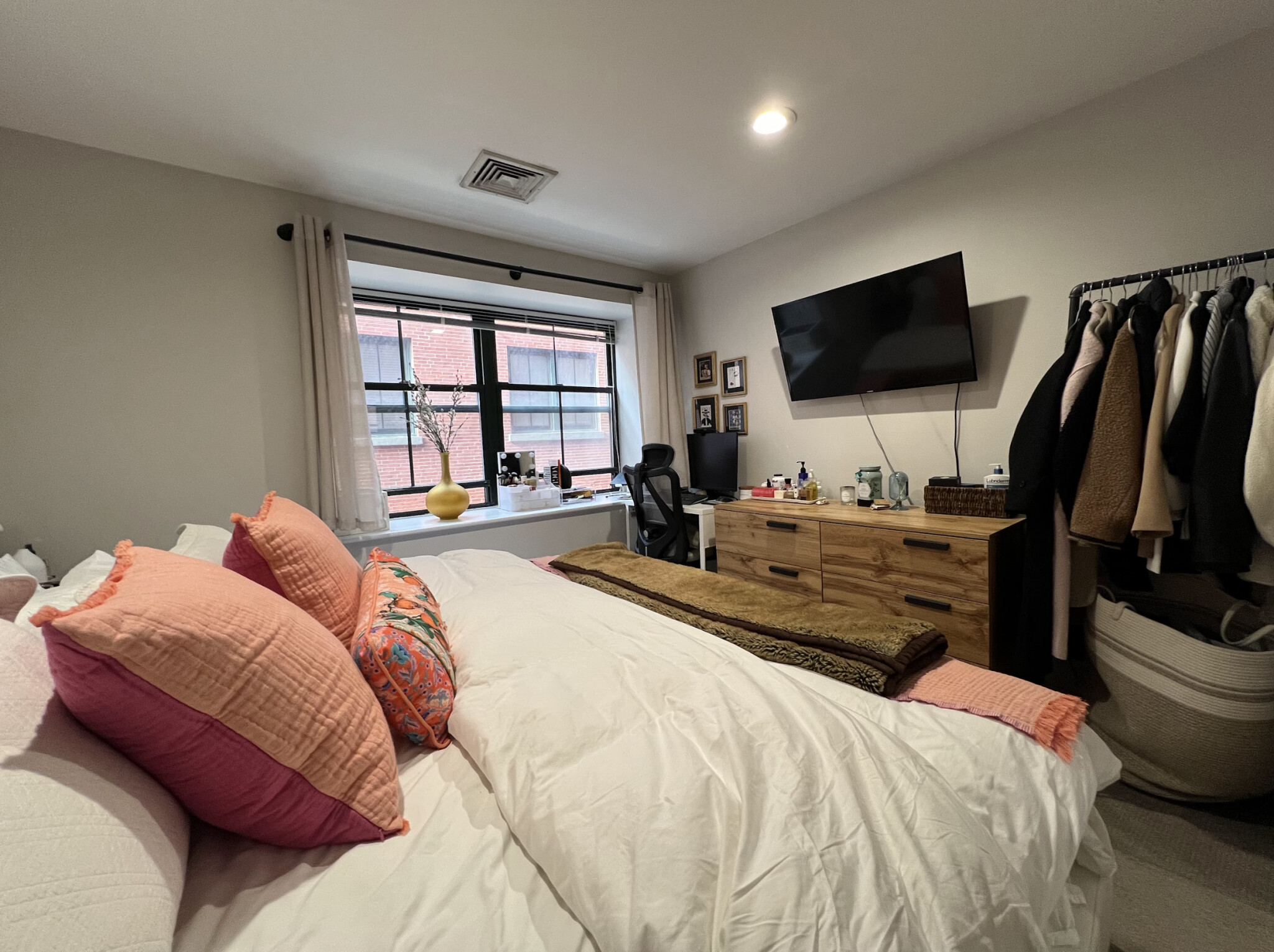 1661-1665 Washington St, South End