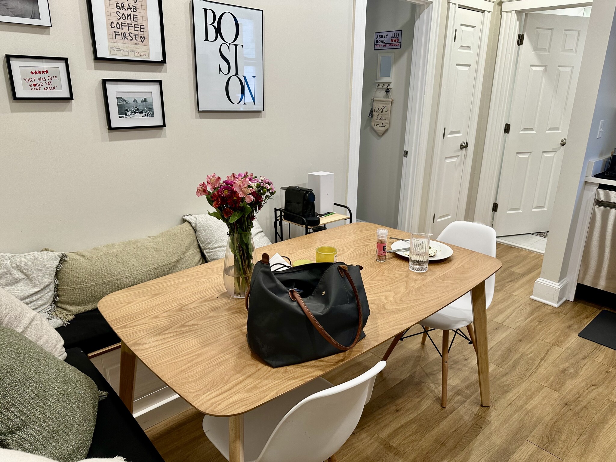 833 Beacon St, Fenway