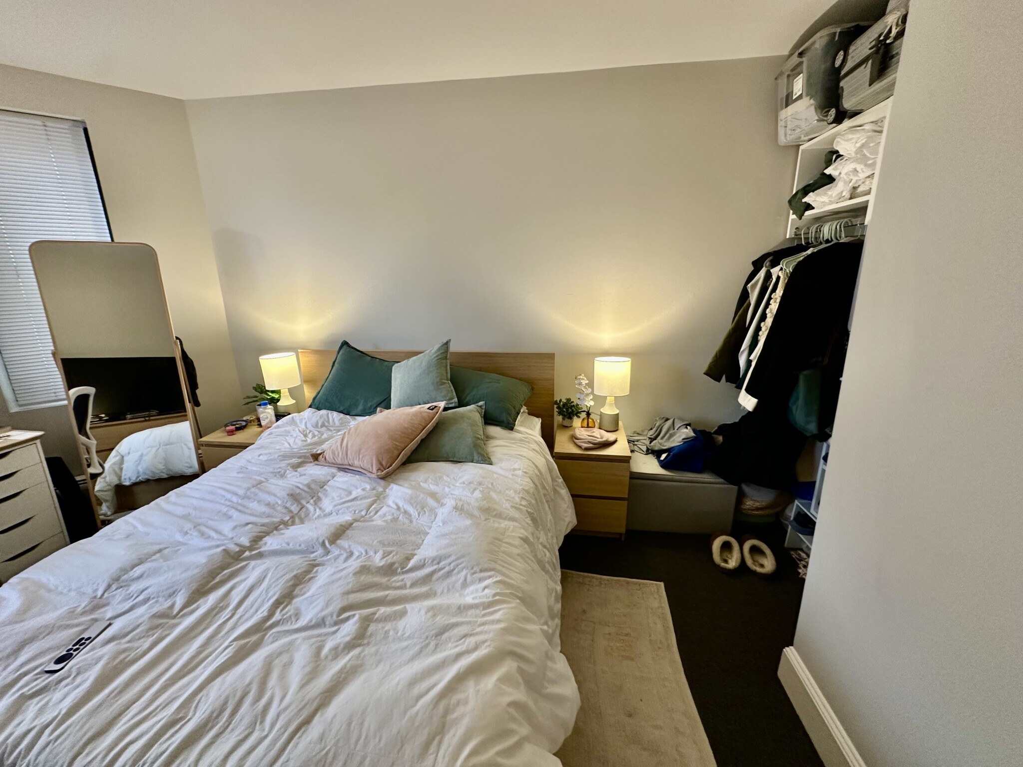 833 Beacon St, Fenway