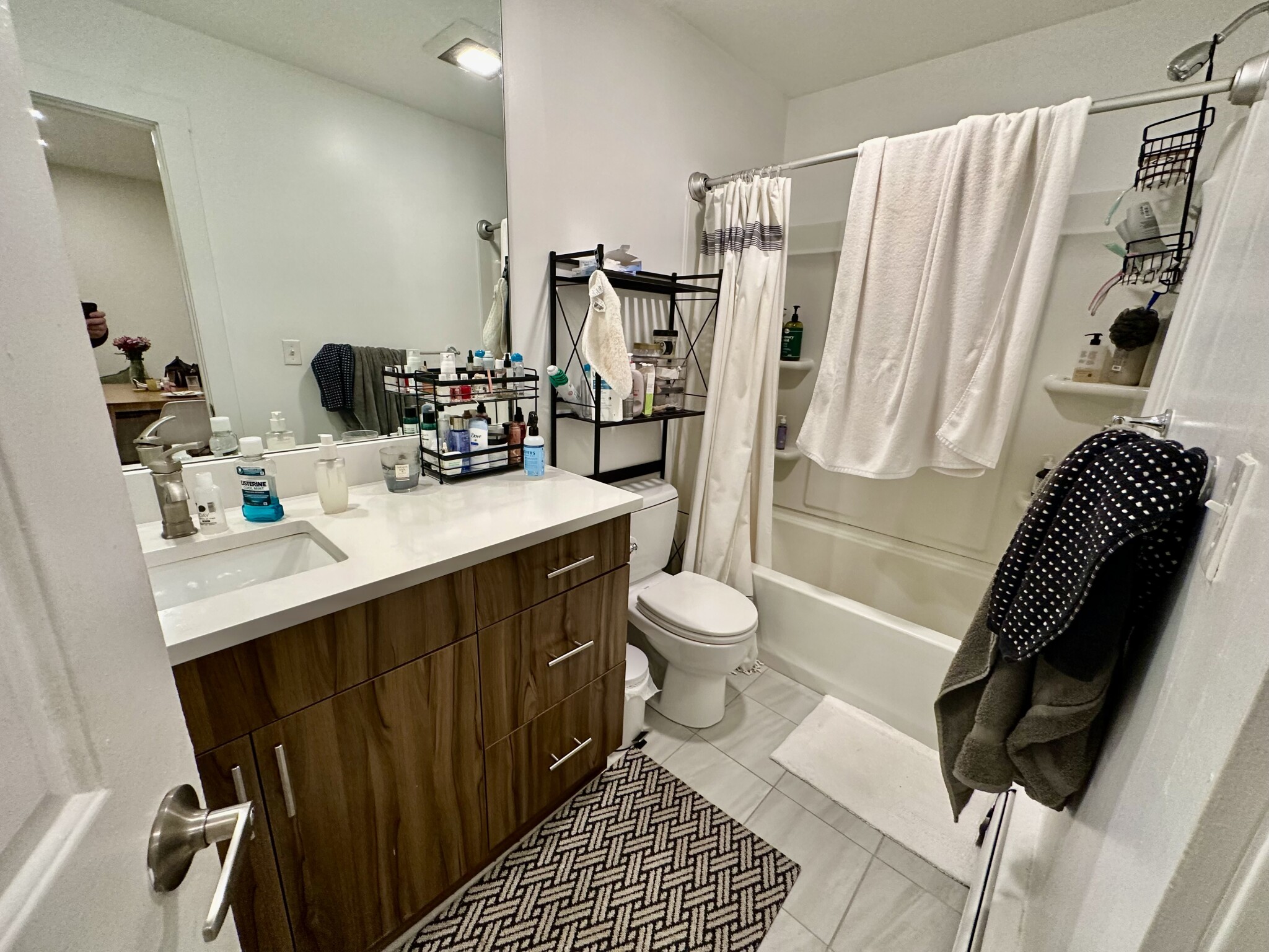 833 Beacon St, Fenway