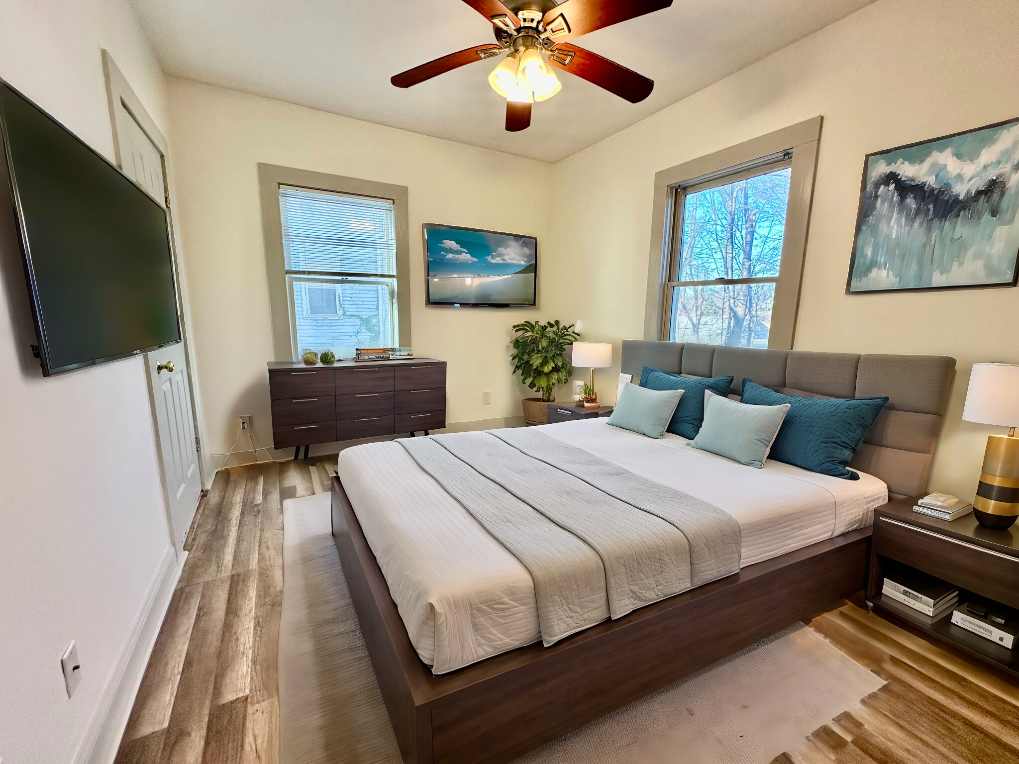 129 Nonantum, Brighton