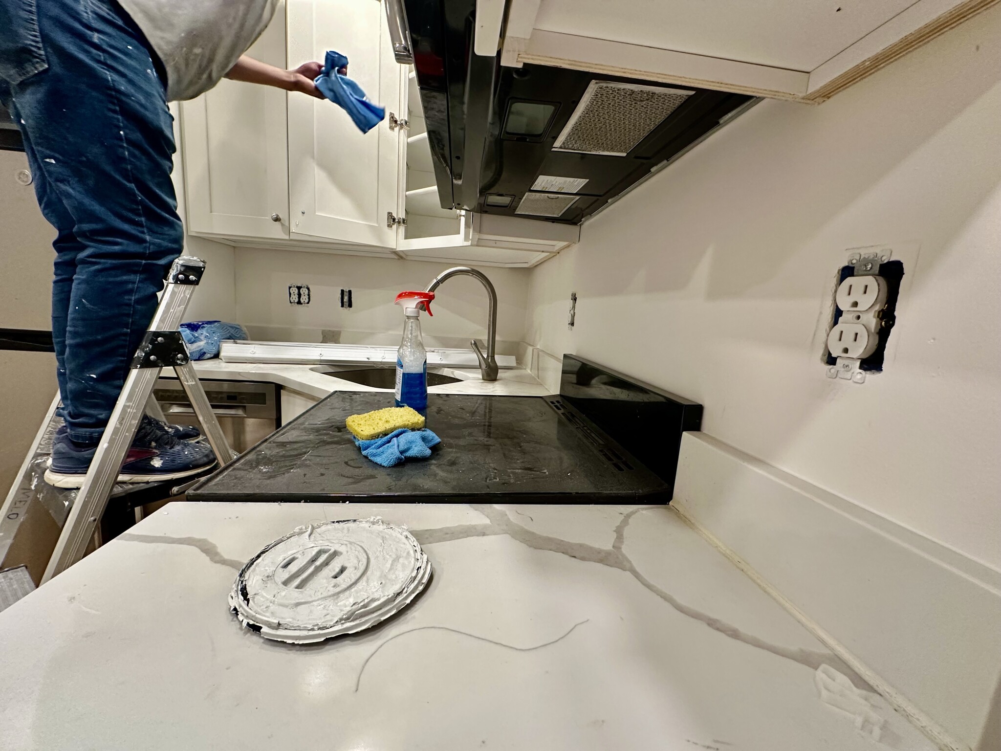 92 West Cedar, Beacon Hill