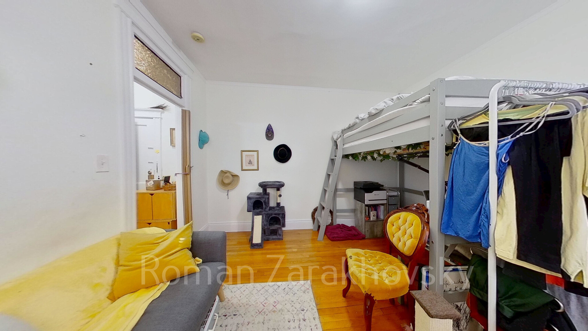 https://ygl-photos.s3.us-west-004.backblazeb2.com/8570W67eef49202d2e.jpg