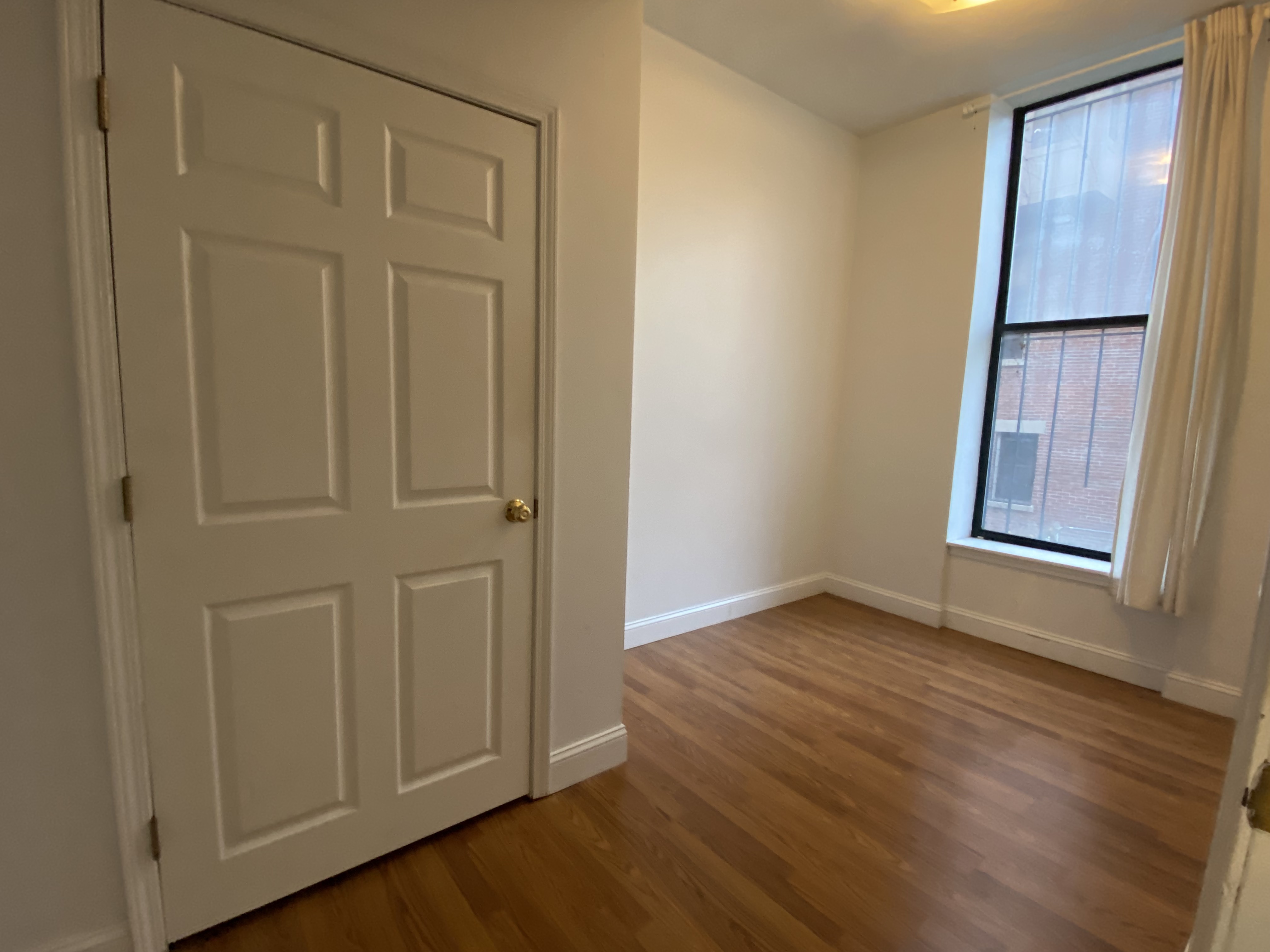 1 bed, 1 bath apartment for rent at 537 Columbus Ave Unit 1R, South End — photo 5 of 6
