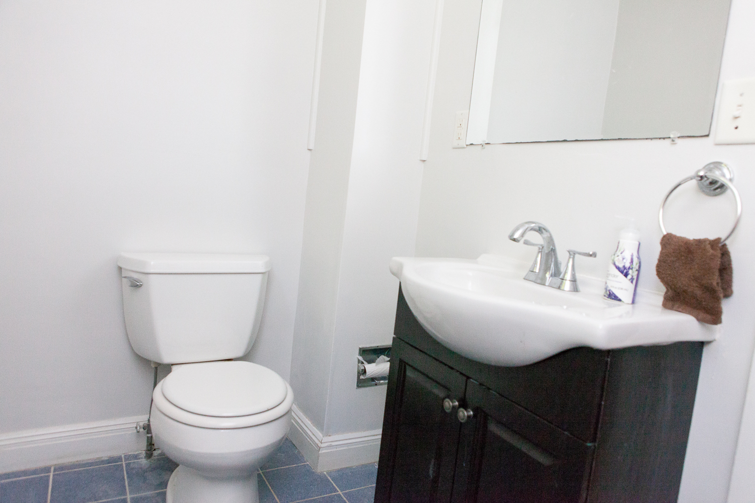6 bed, 2.5 bath apartment for rent at 1743 Commonwealth Ave Unit House, Brighton — photo 3 of 16