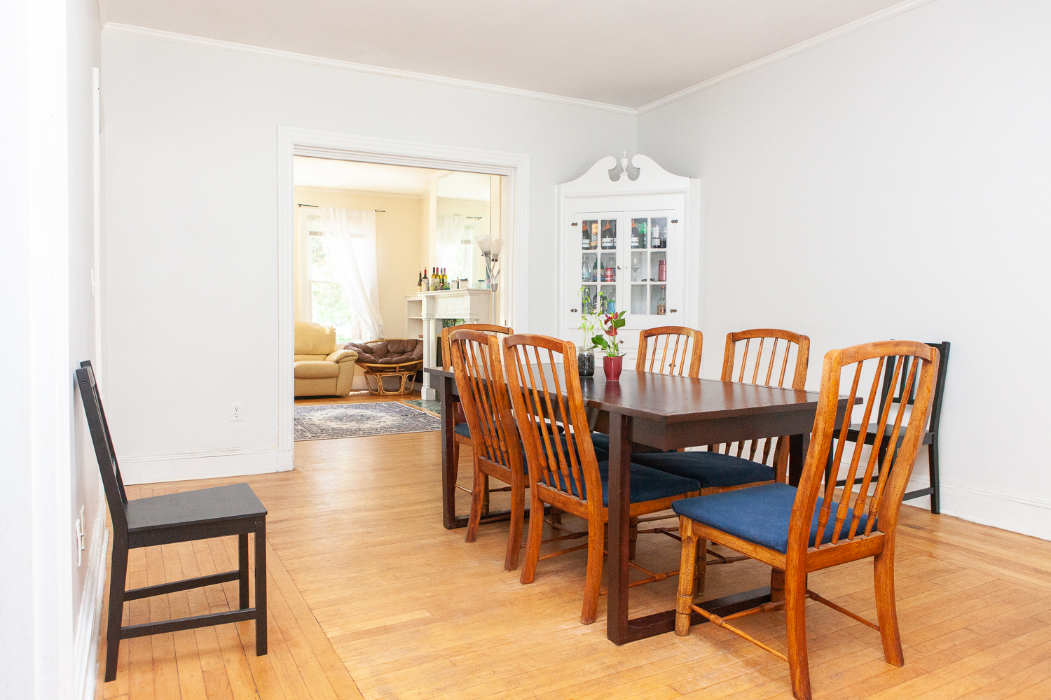 6 bed, 2.5 bath apartment for rent at 1743 Commonwealth Ave Unit House, Brighton — photo 9 of 16