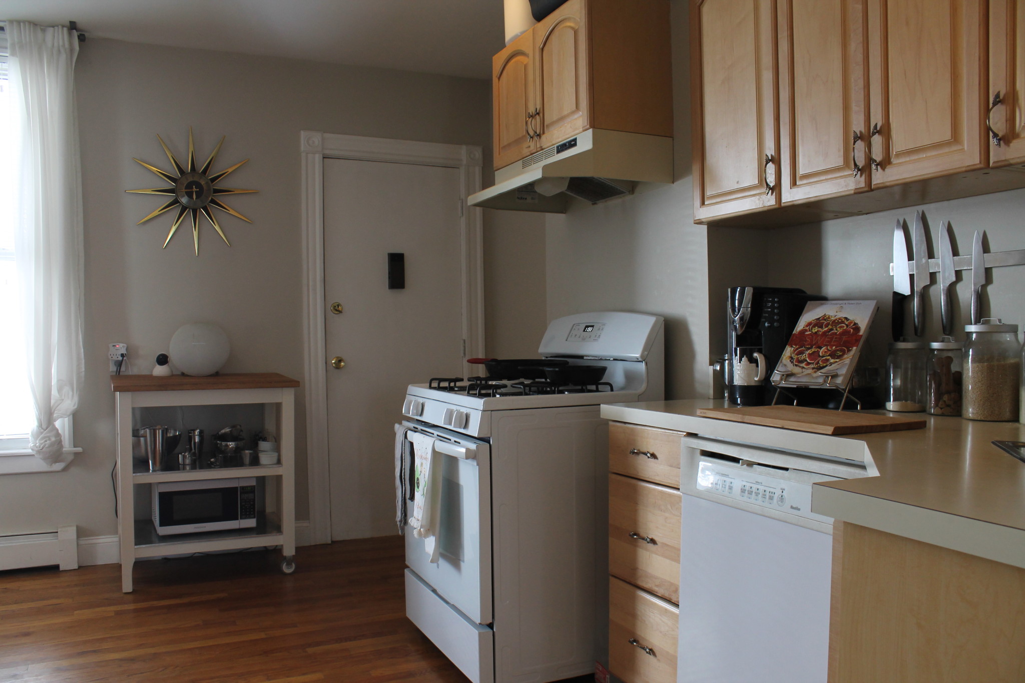 2 bed, 1 bath apartment for rent at 24 Portsmouth St Unit 2, Porter Square — photo 12 of 16