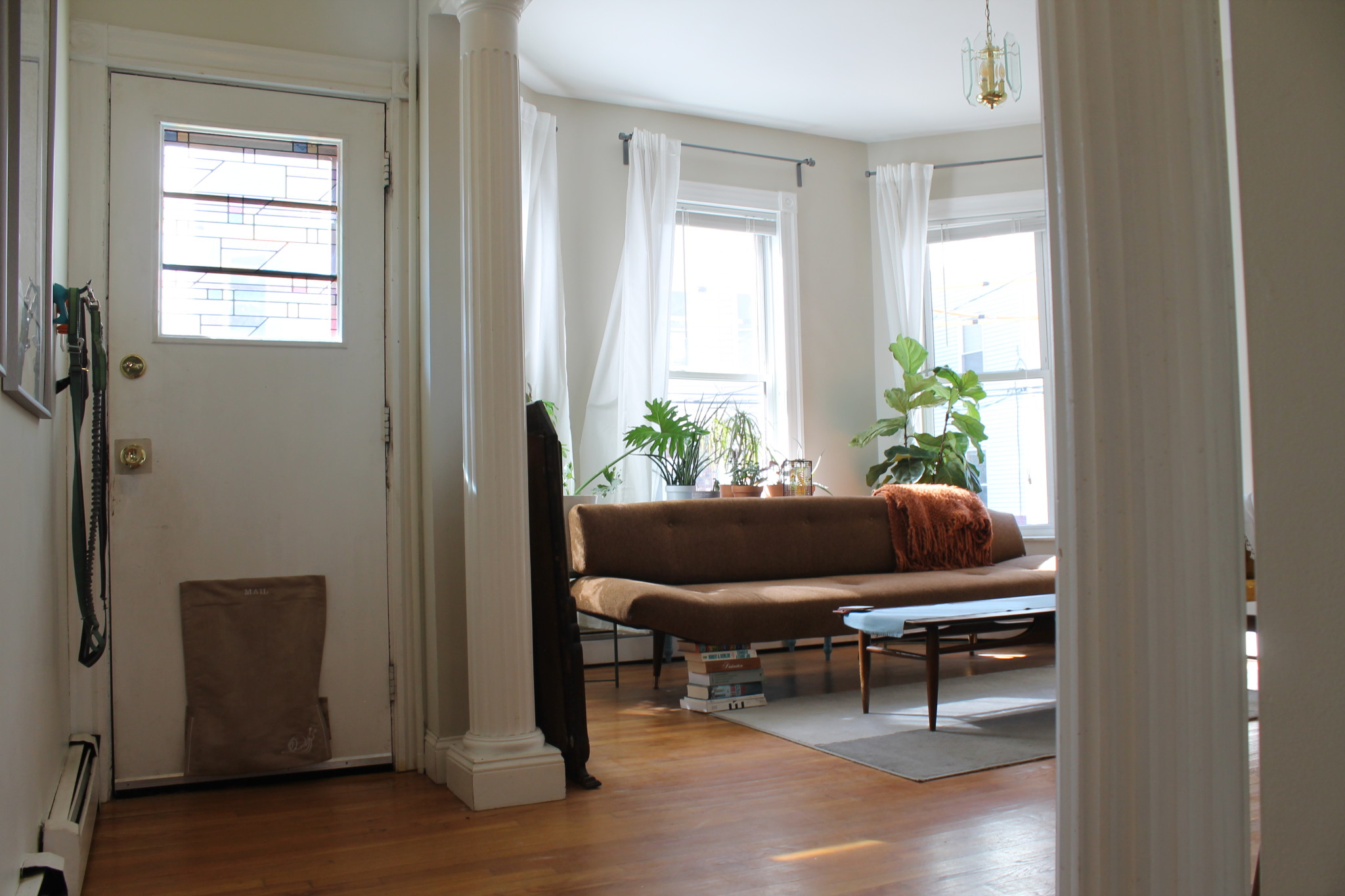 2 bed, 1 bath apartment for rent at 24 Portsmouth St Unit 2, Porter Square — photo 2 of 16