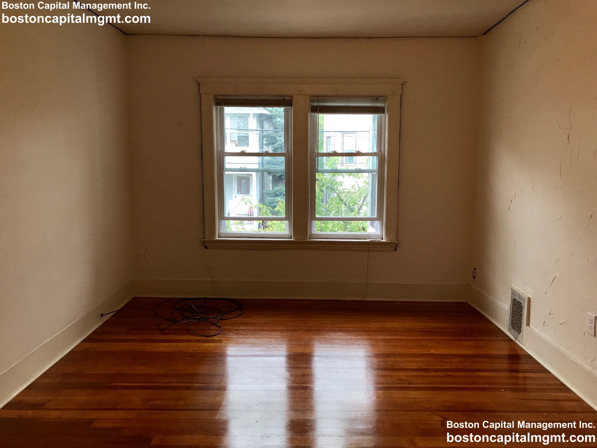 3 bed, 1 bath apartment for rent at 55 Moreland St Unit 1, Magoun Square — photo 11 of 20