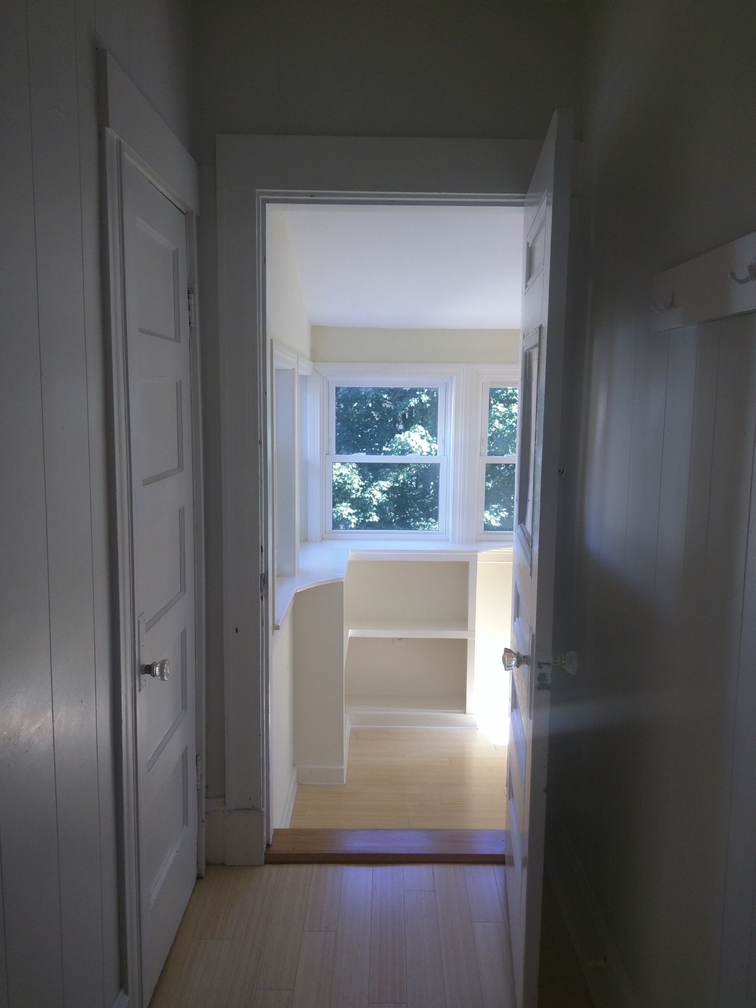 3 bed, 1 bath apartment for rent at 55 Moreland St Unit 1, Magoun Square — photo 16 of 20