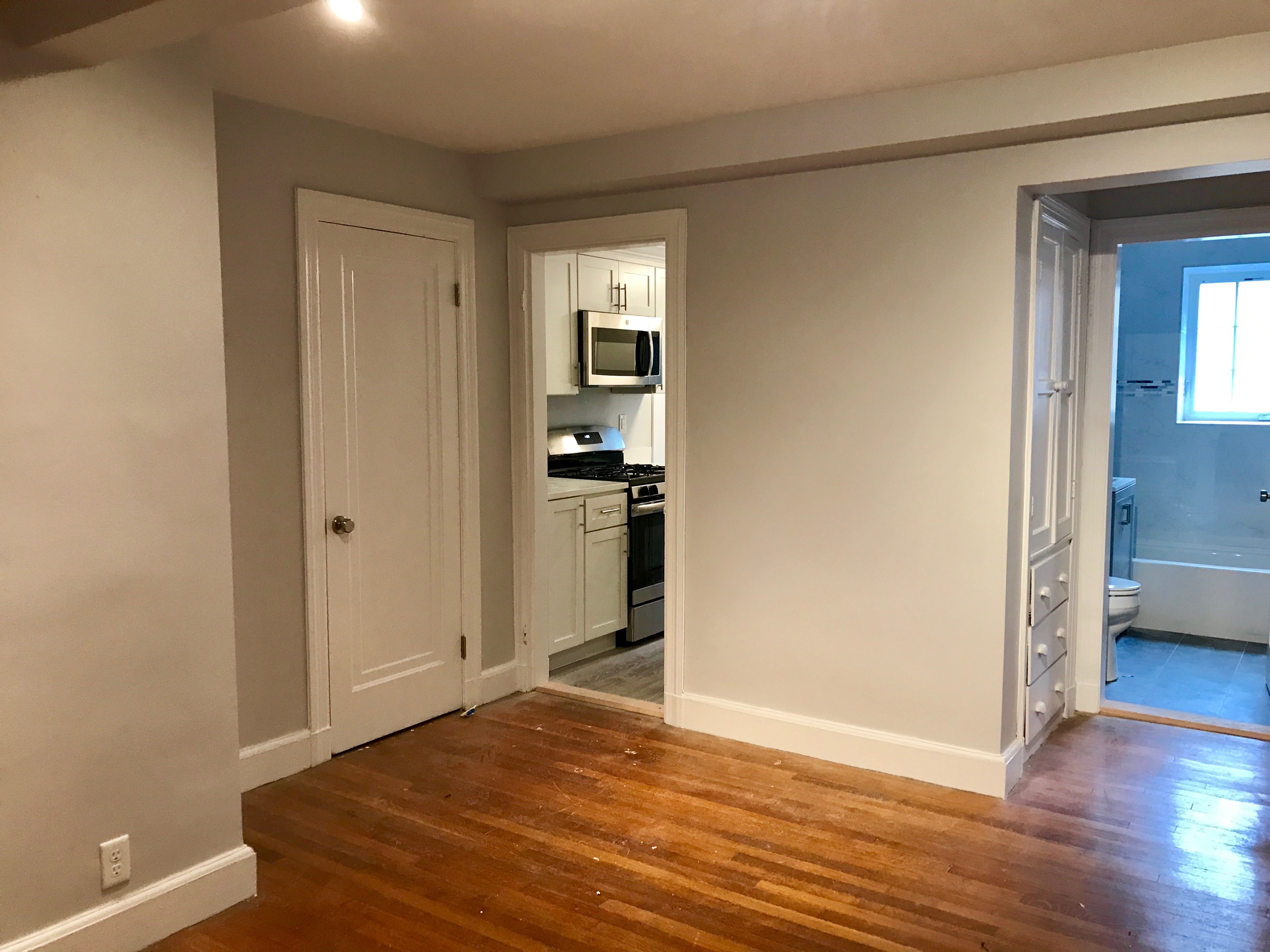 2 bed, 1 bath apartment for rent at 14 Mount Ida St Unit 1, Newton — photo 9 of 9