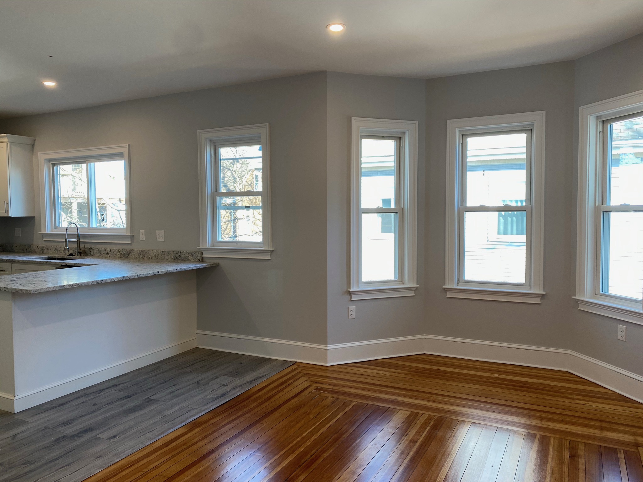 4 bed, 2 bath apartment for rent at 91 Wallingford Rd Unit 2A, Brighton — photo 8 of 17