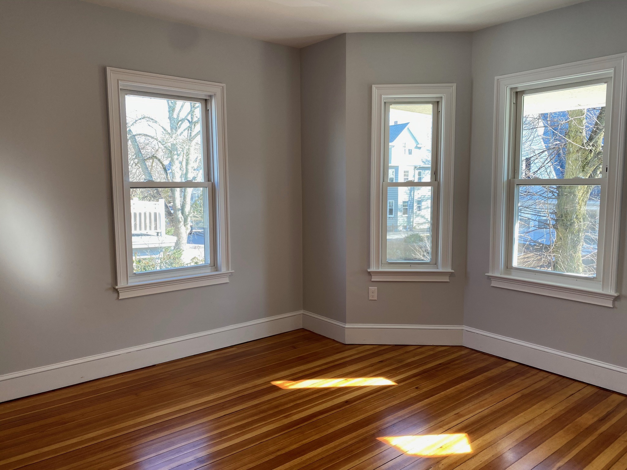4 bed, 2 bath apartment for rent at 91 Wallingford Rd Unit 2A, Brighton — photo 14 of 17
