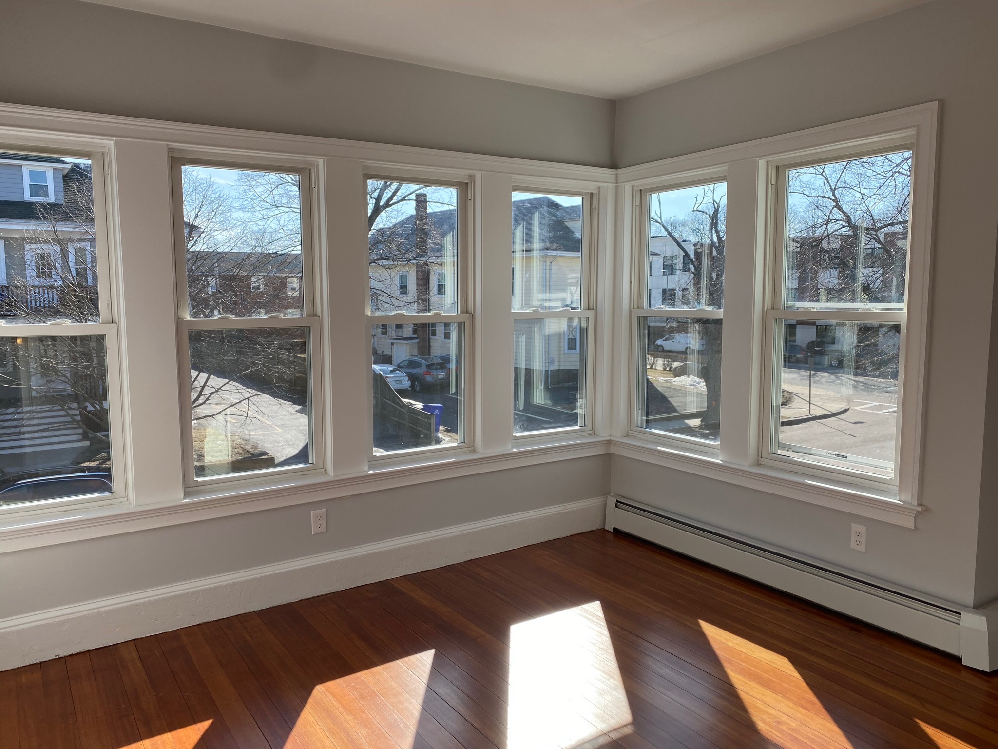 4 bed, 2 bath apartment for rent at 91 Wallingford Rd Unit 2A, Brighton — photo 15 of 17