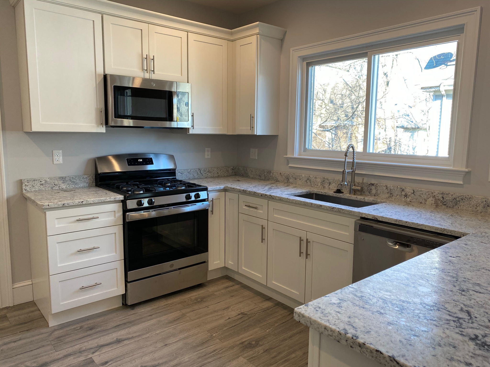 4 bed, 2 bath apartment for rent at 91 Wallingford Rd Unit 2A, Brighton