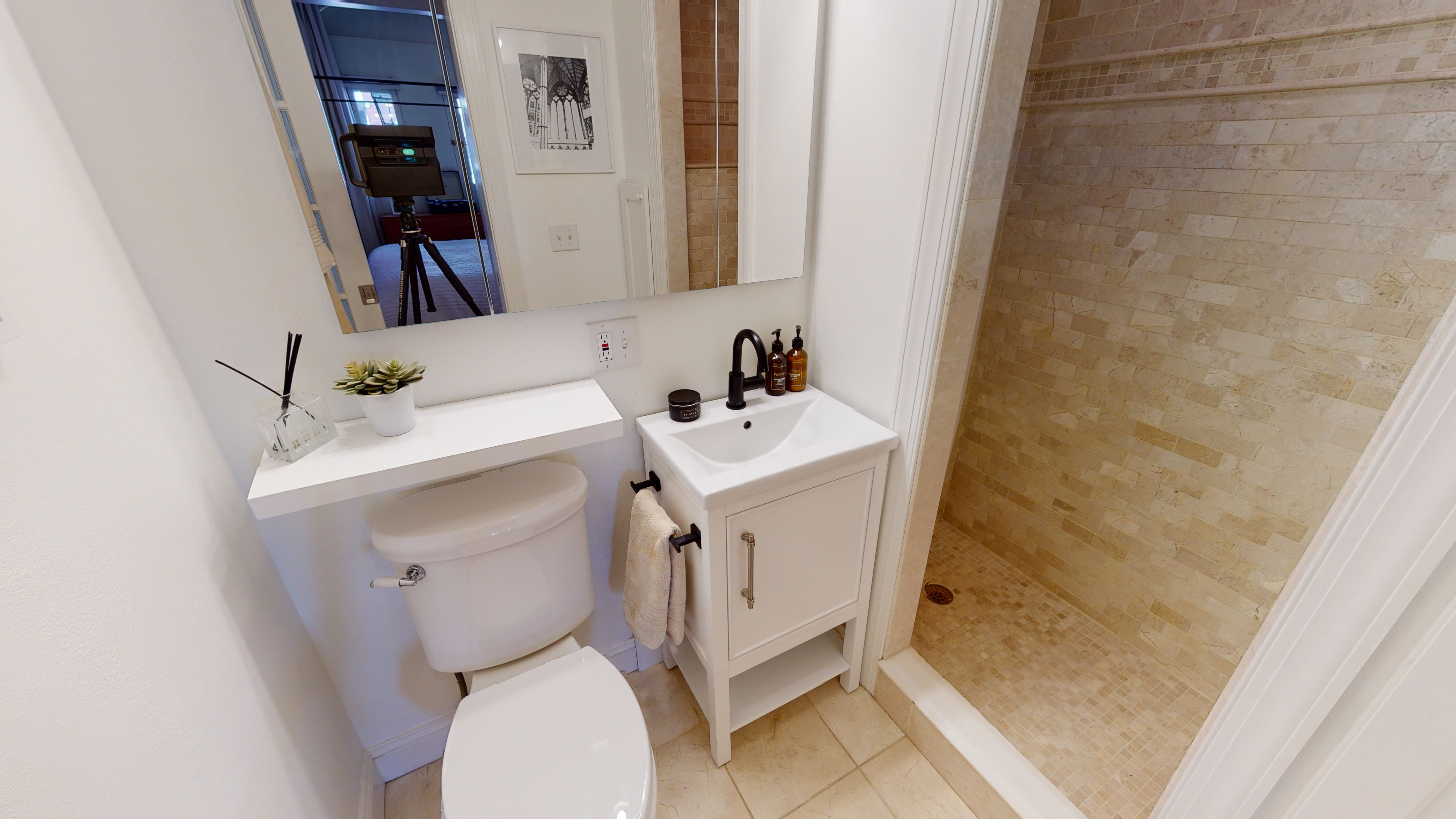 1 bed, 1 bath apartment for rent at 27 Bowdoin St Unit 1BB, Beacon Hill — photo 14 of 17