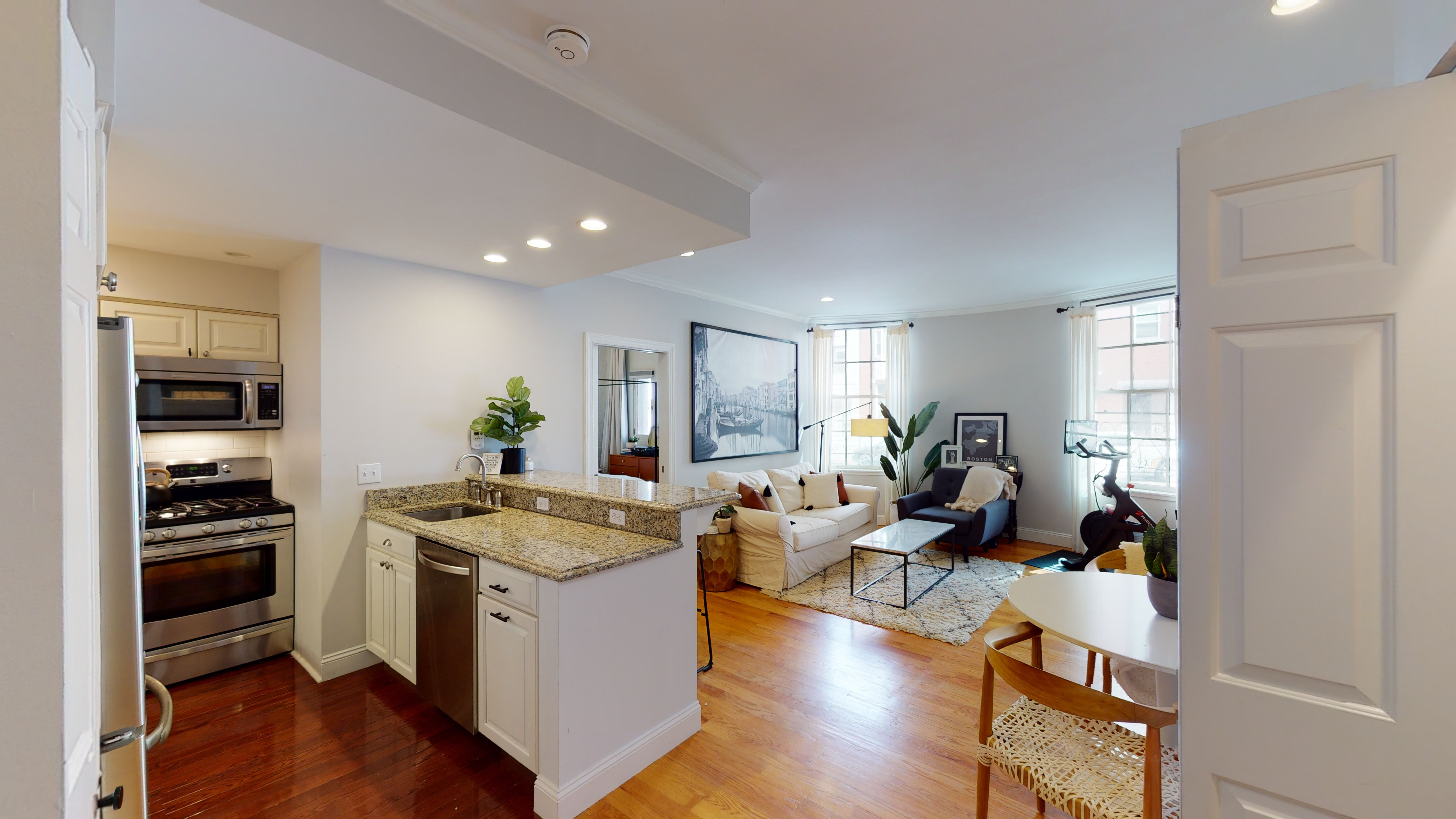 1 bed, 1 bath apartment for rent at 27 Bowdoin St Unit 1BB, Beacon Hill — photo 9 of 17