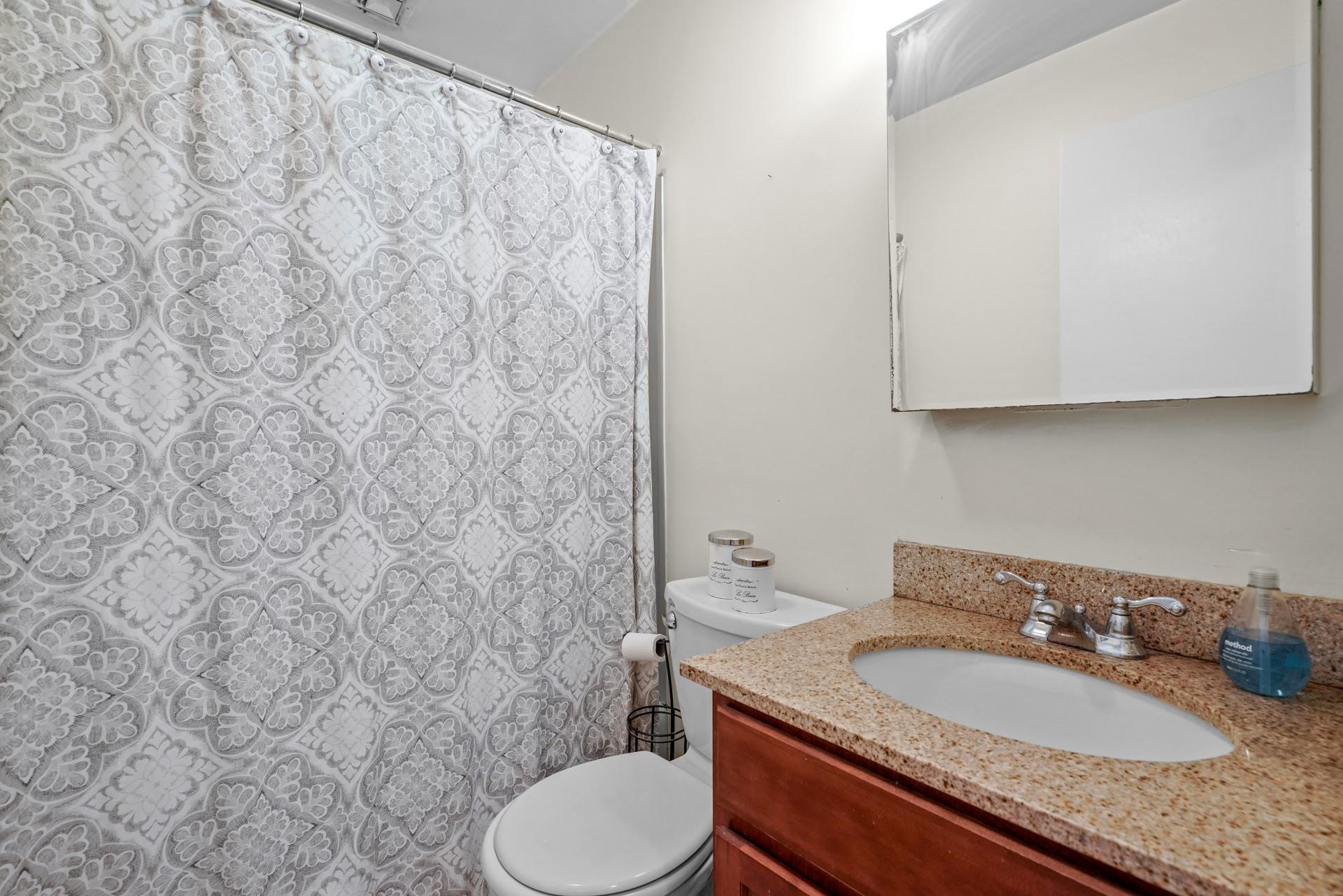 2 bed, 1 bath apartment for rent at 198 Endicott St Unit 3, North End — photo 8 of 12