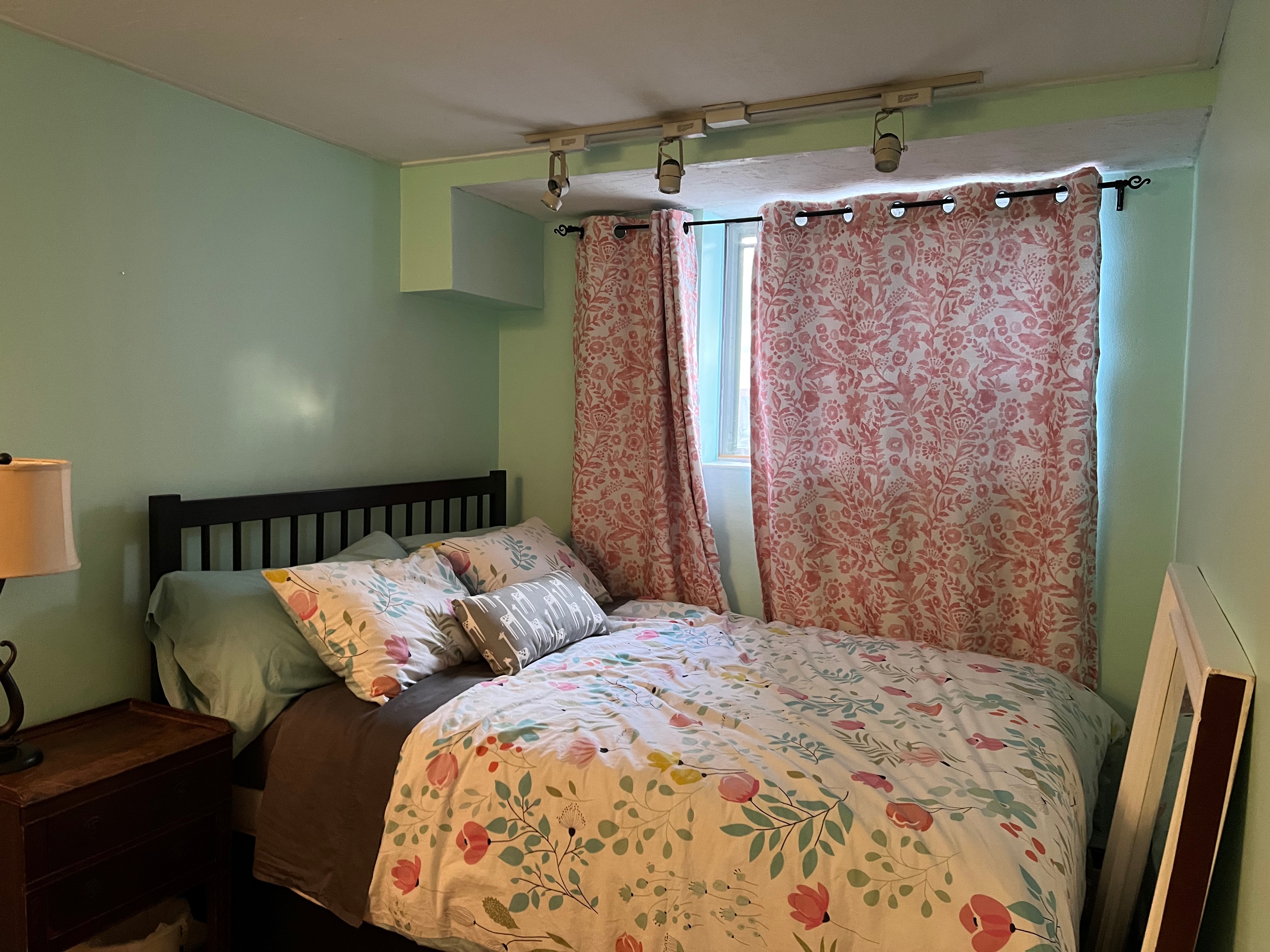 2 bed, 1 bath apartment for rent at 1730 Commonwealth Ave Unit 2, Brighton — photo 10 of 11