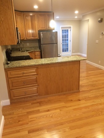 768 6th St, South Boston