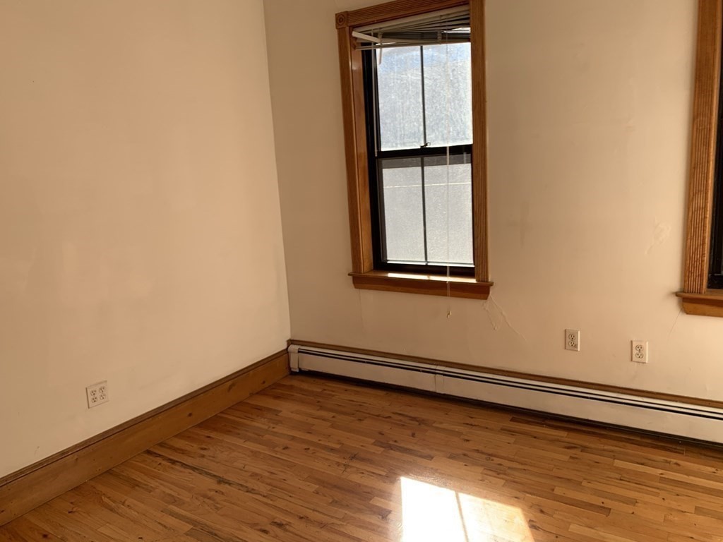 Photos of apartment on East Brookline St.,Boston MA 02218