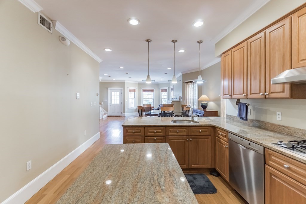 Photos of apartment on Lexington Ave.,Somerville MA 02114