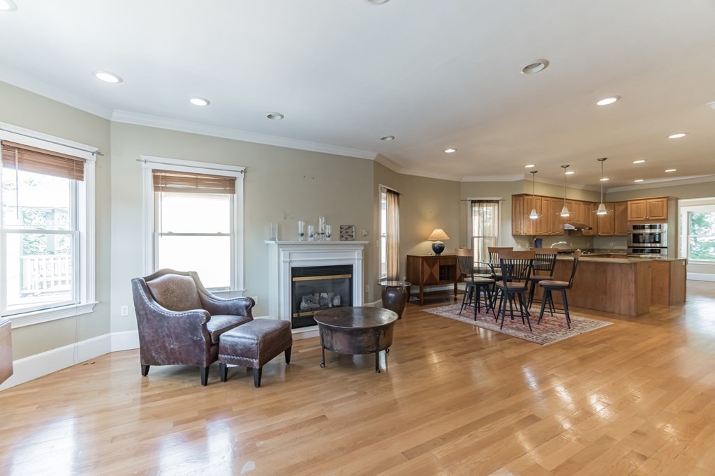 Photos of apartment on Lexington Ave.,Somerville MA 02114