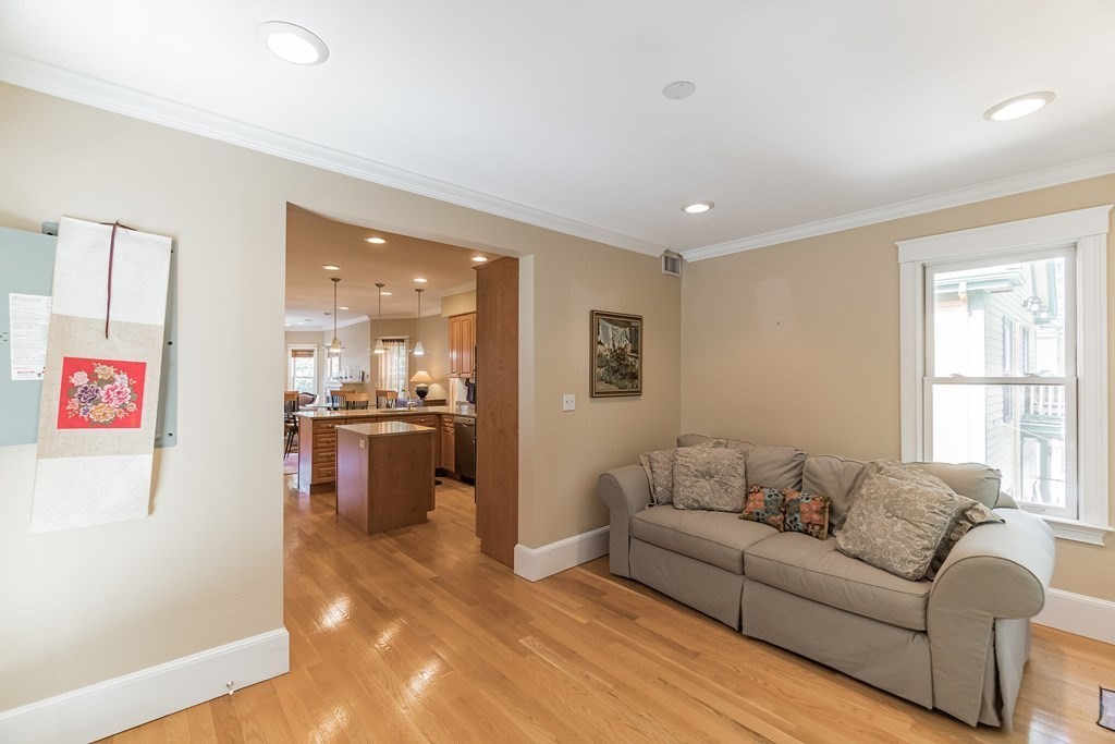 Photos of apartment on Lexington Ave.,Somerville MA 02114