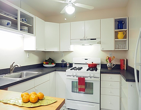 Photos of apartment on Broadway,Cambridge MA 02139