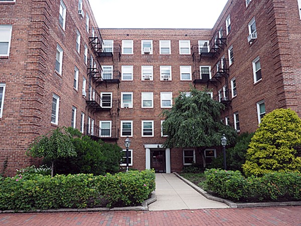 Photos of apartment on Broadway,Cambridge MA 02139
