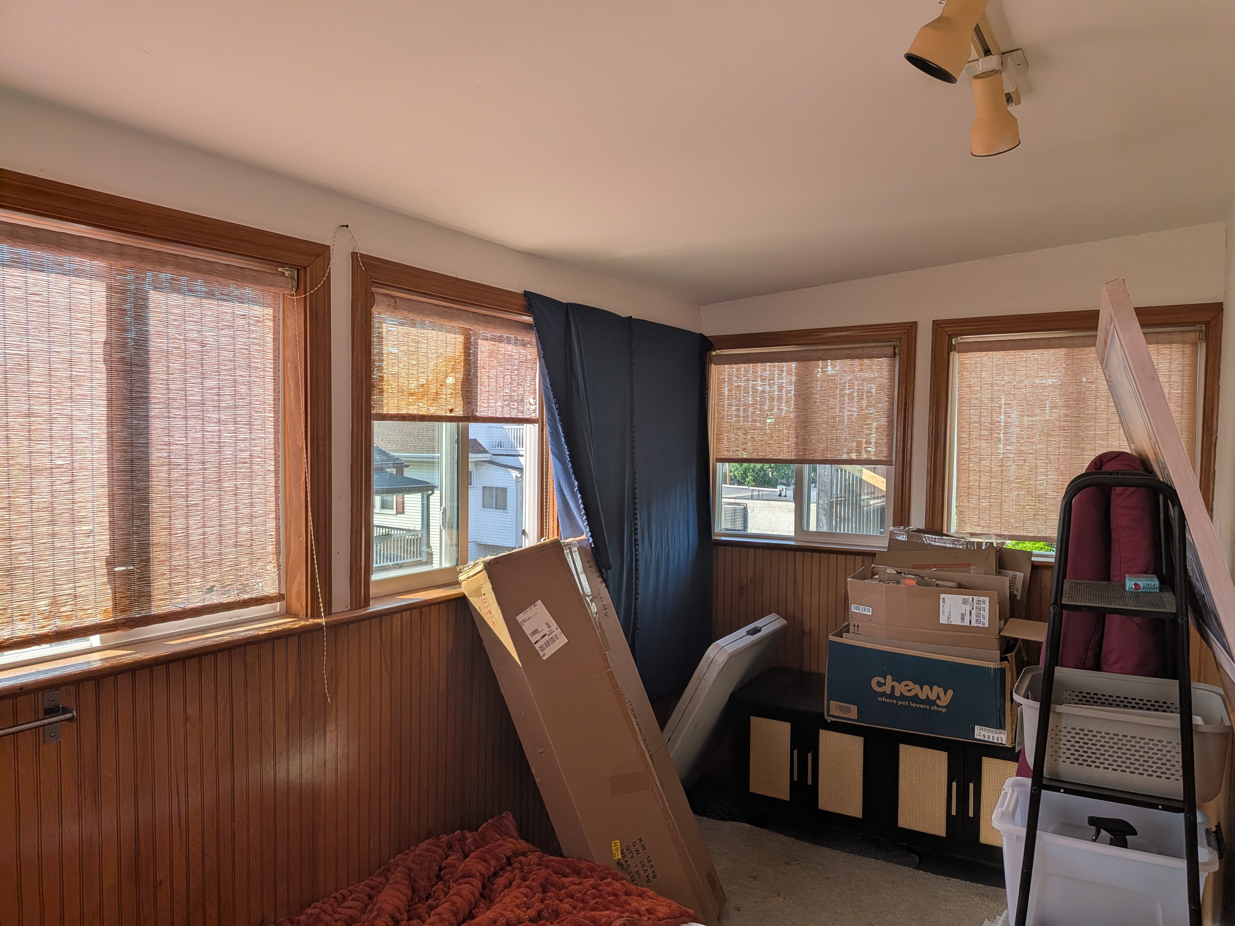 Photos of apartment on West Quincy St.,Somerville MA 02144