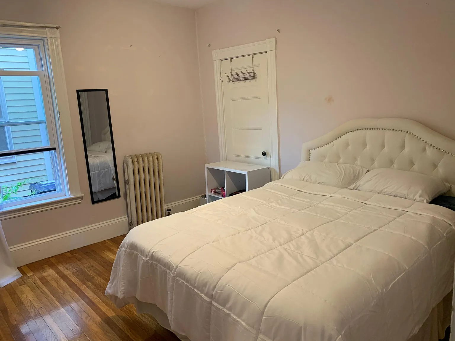 Photos of apartment on Glenwood Ave.,Cambridge MA 02139