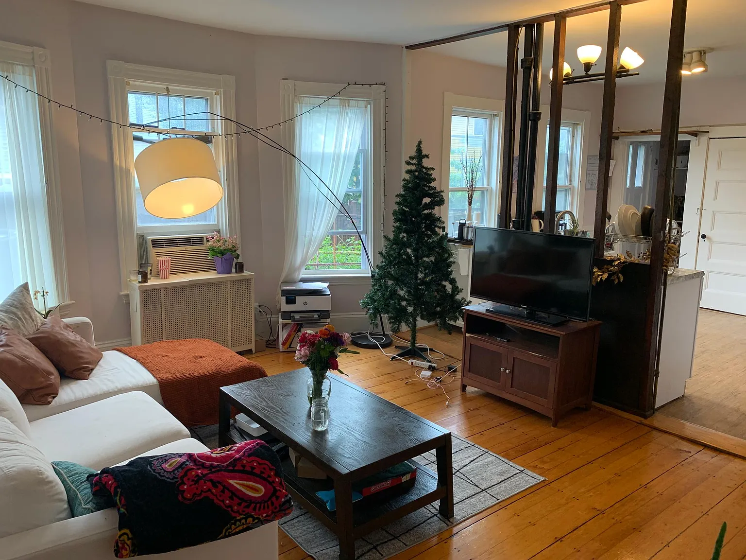 Pictures of  property for rent on Glenwood Ave., Cambridge, MA 02139