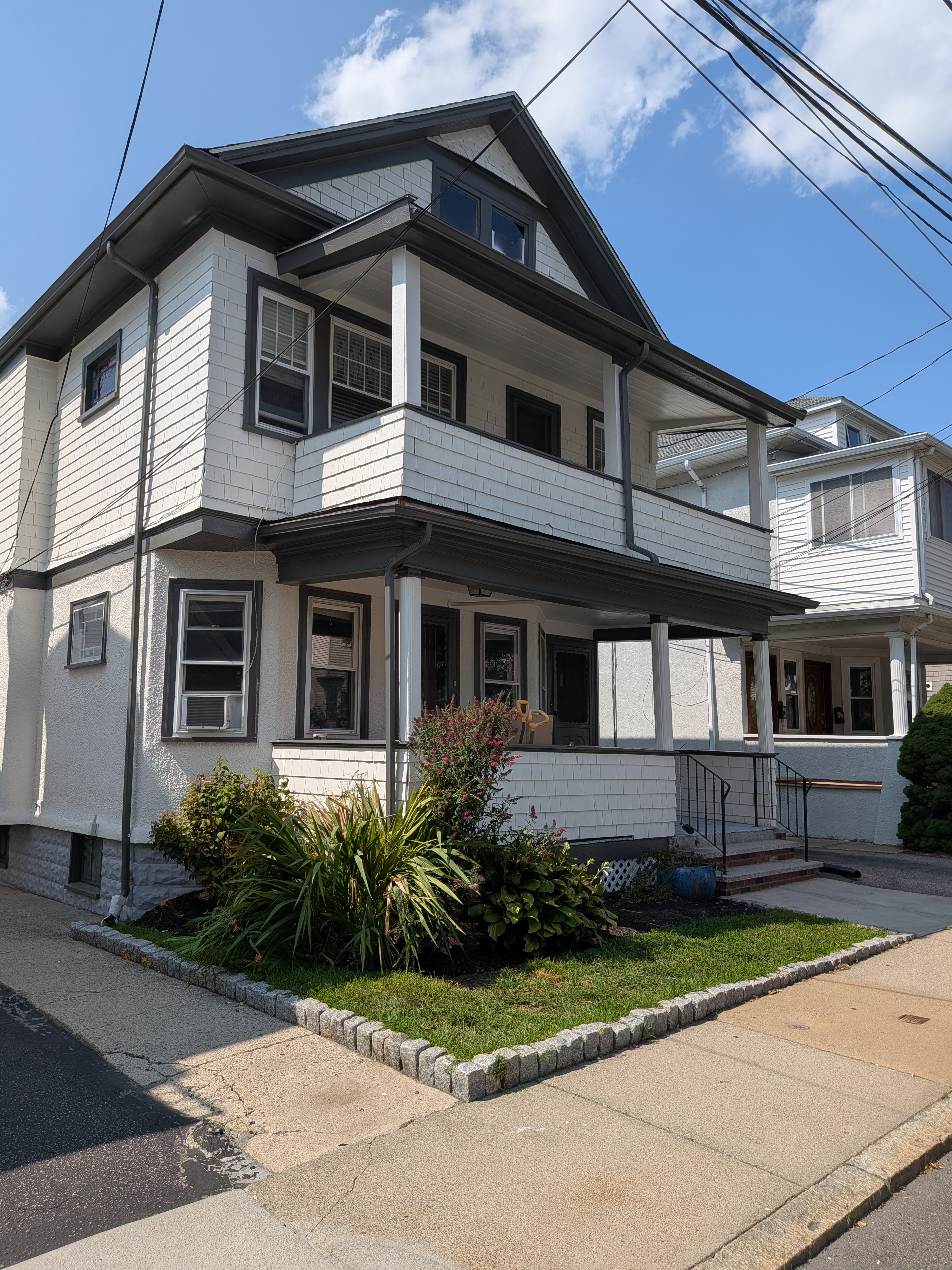 Photos of apartment on West Quincy St.,Somerville MA 02144
