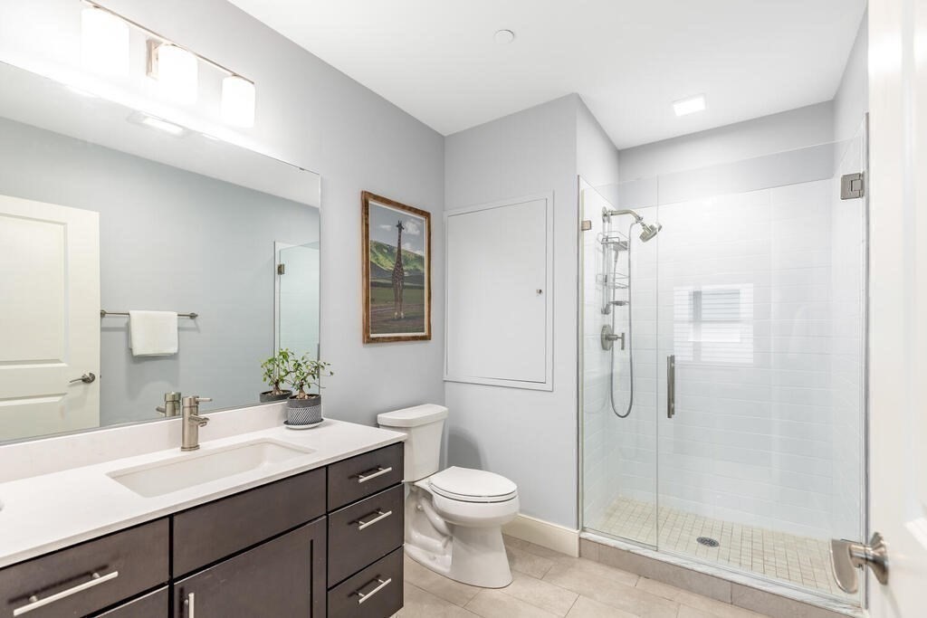 Photos of apartment on Maverick St.,Boston MA 02128