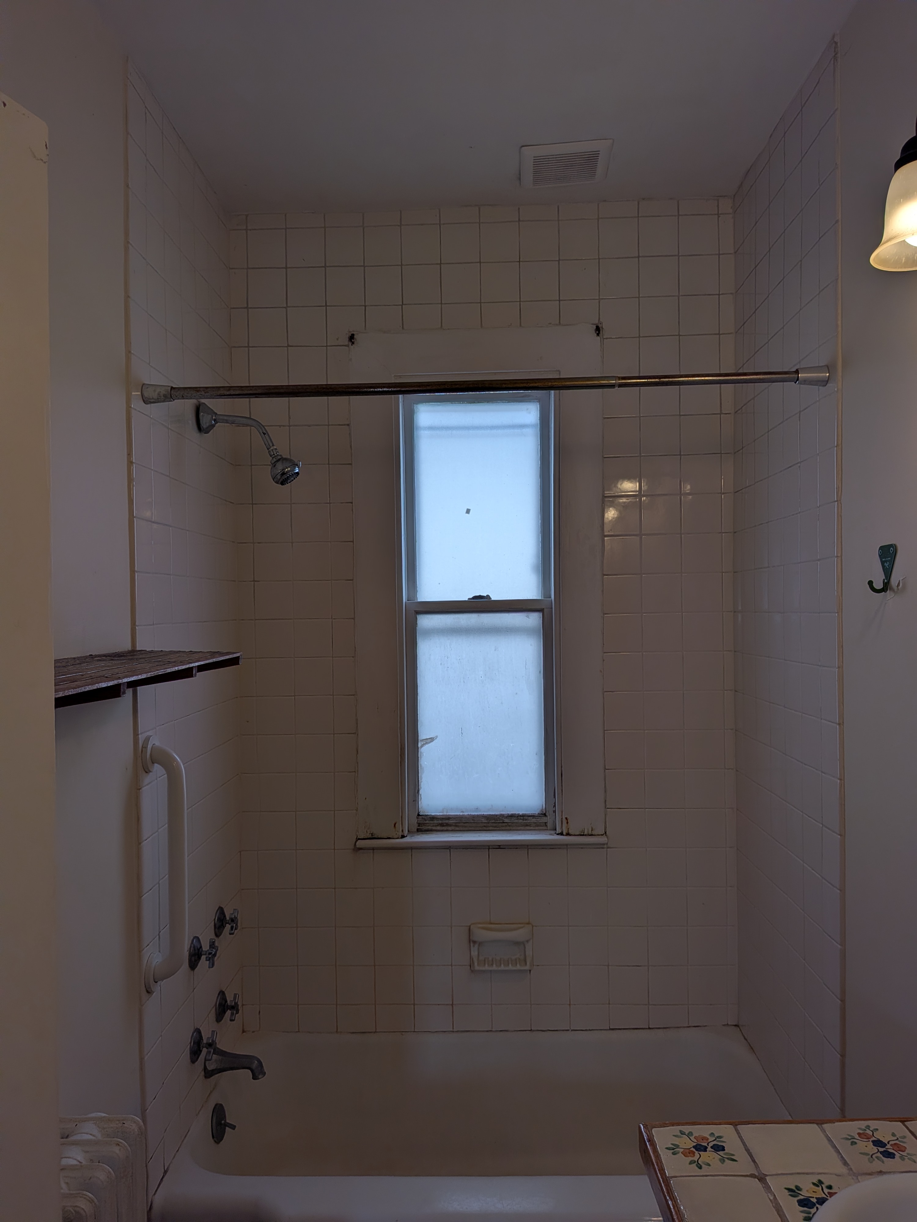Photos of apartment on Glenwood Ave.,Cambridge MA 02139