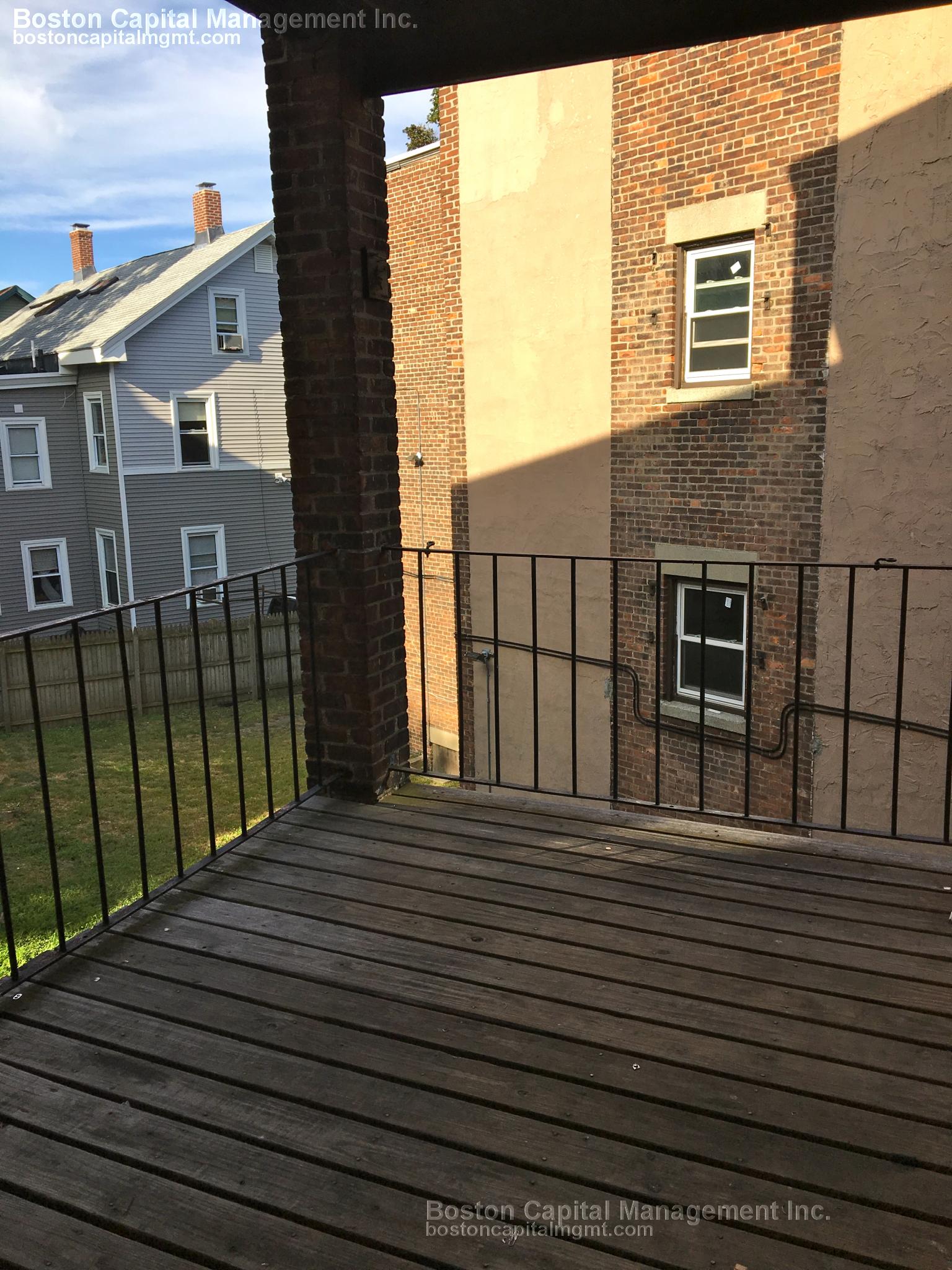 4 bed, 2 bath apartment for rent at 11 Quint Ave Unit 3, Allston — photo 5 of 10