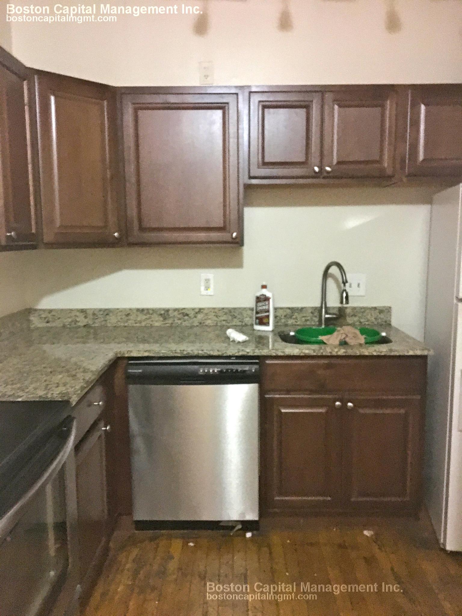 45 Ashford St, Allston