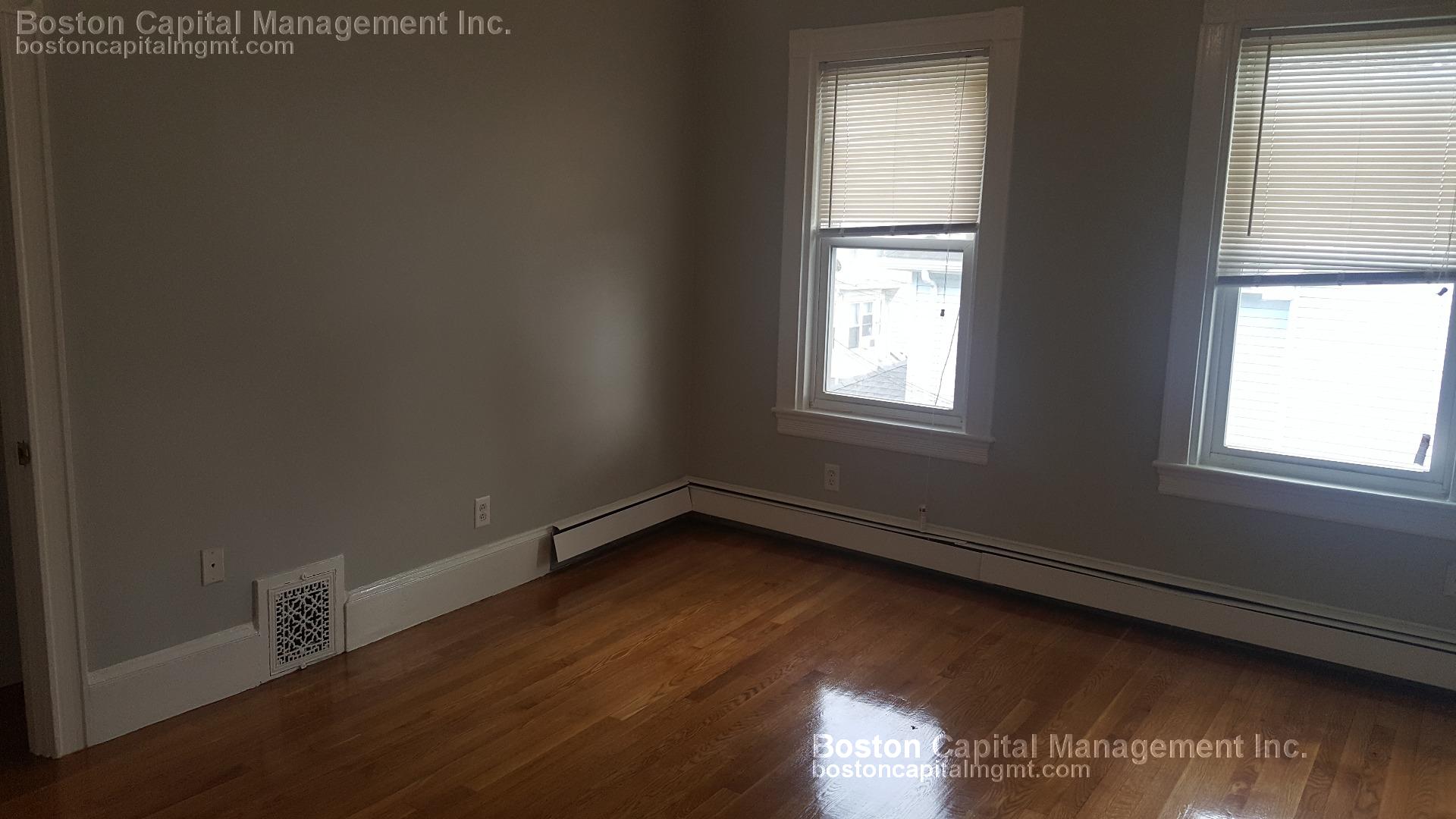 Photos of apartment on Salem St.,Malden MA 02148