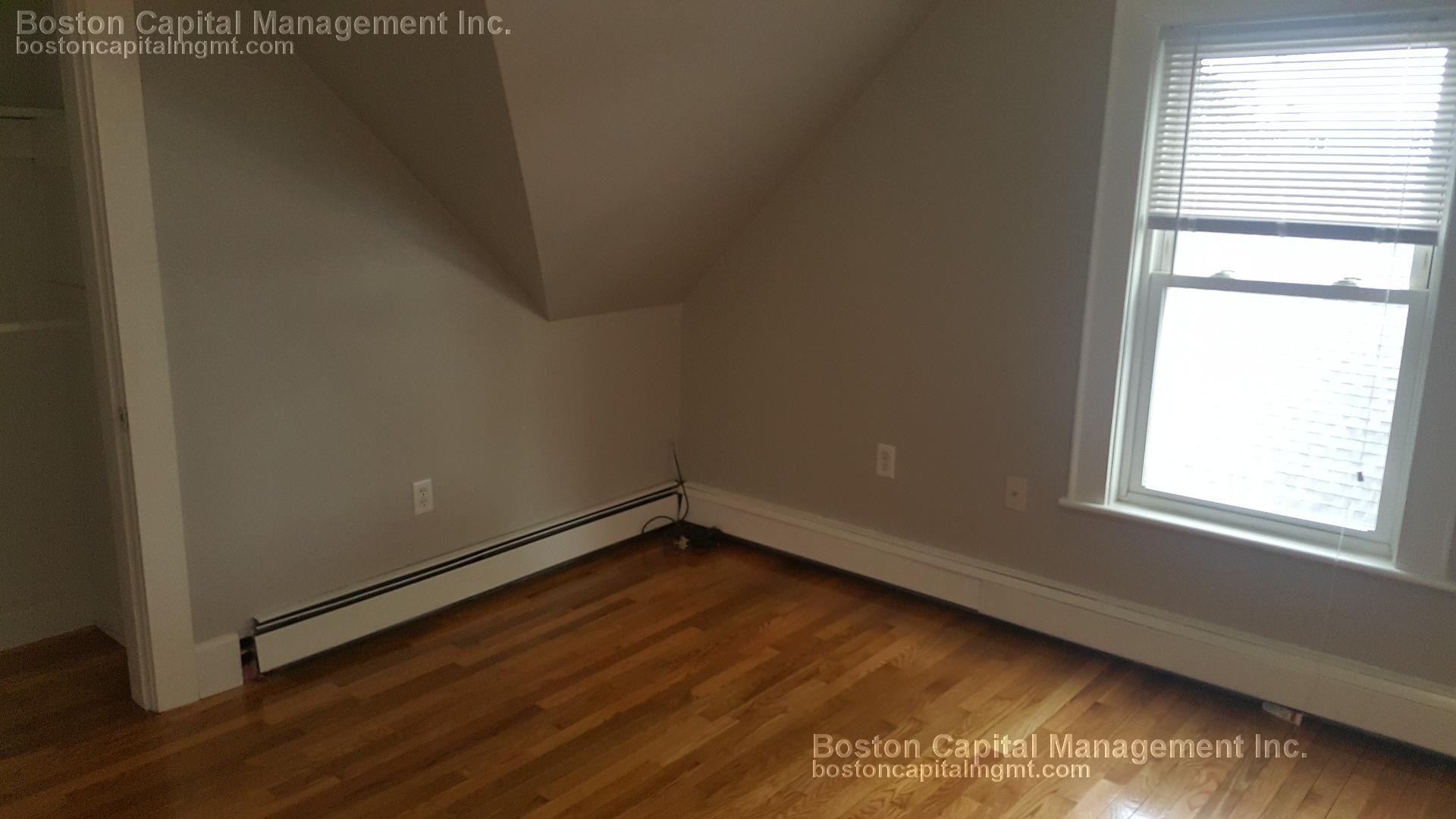 Photos of apartment on Salem St.,Malden MA 02148