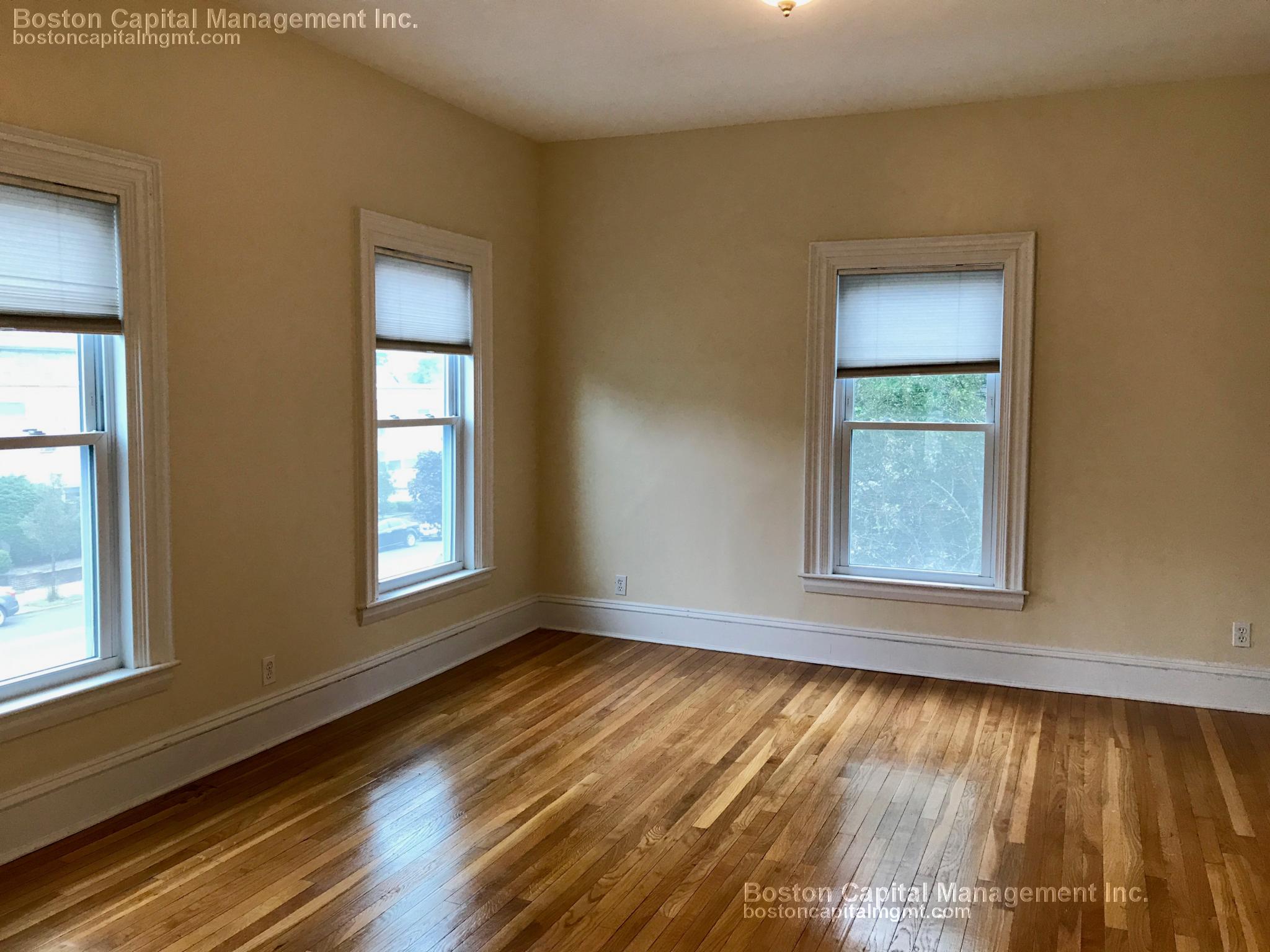 Photos of apartment on Main St.,Malden MA 02148