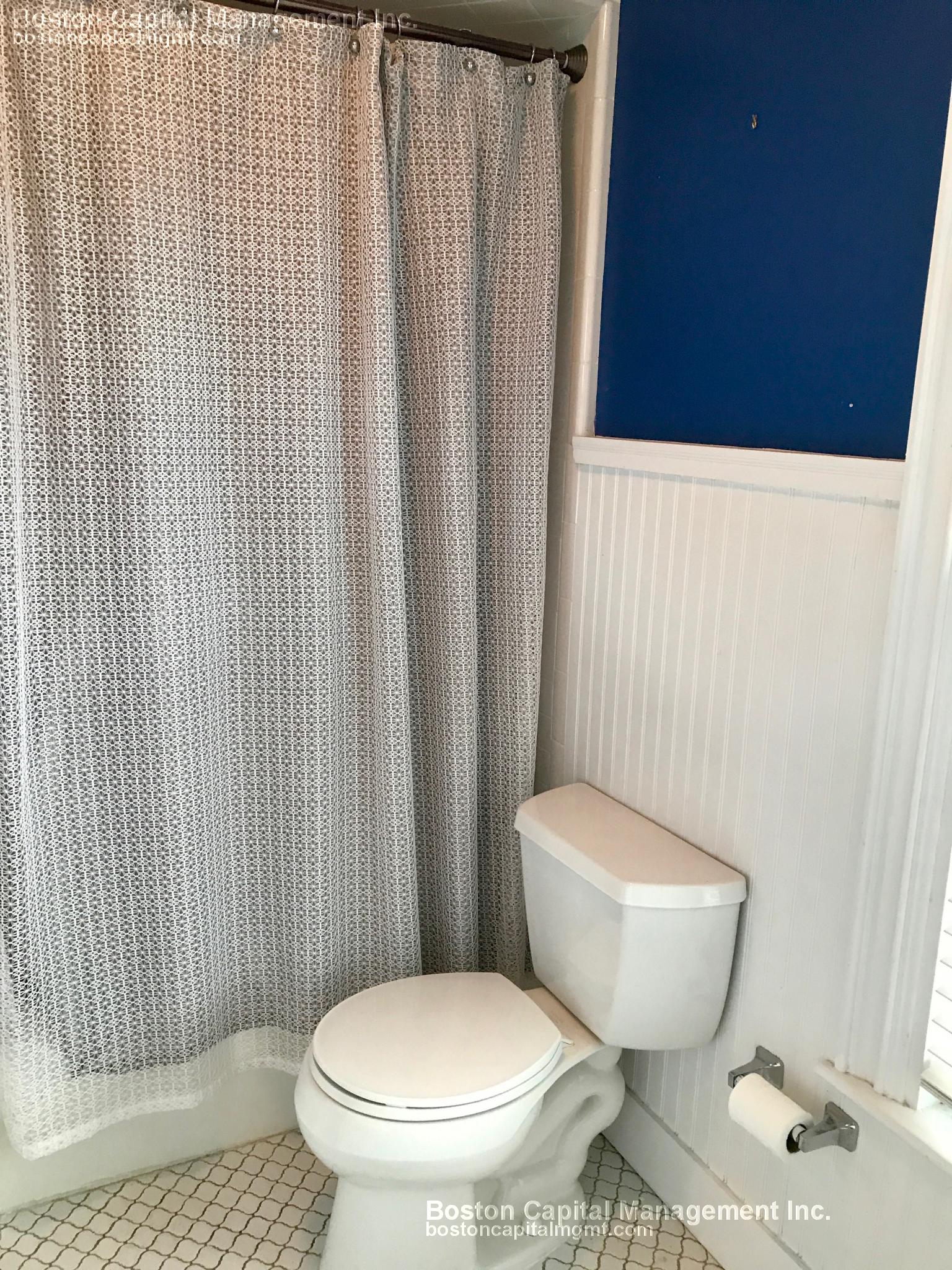 Photos of apartment on Main St.,Malden MA 02148