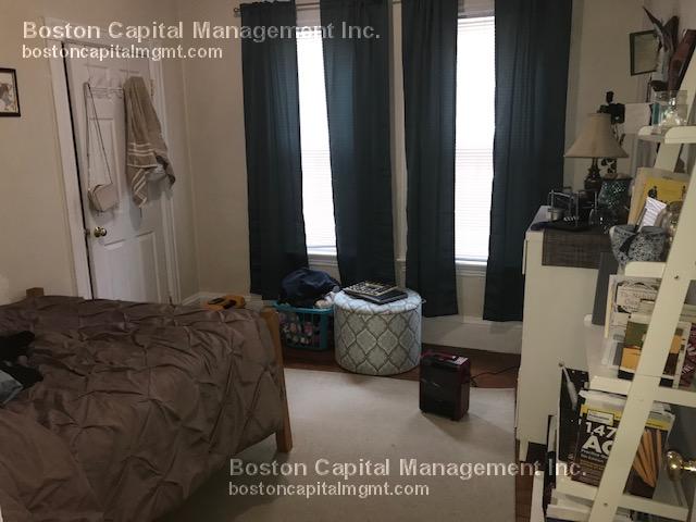 22 Royal St, Allston