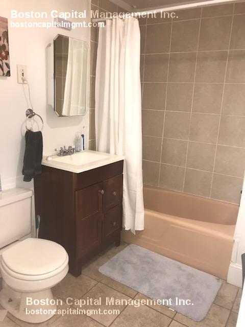 22 Royal St, Allston