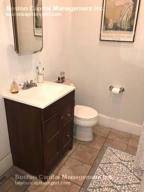 22 Royal St, Allston