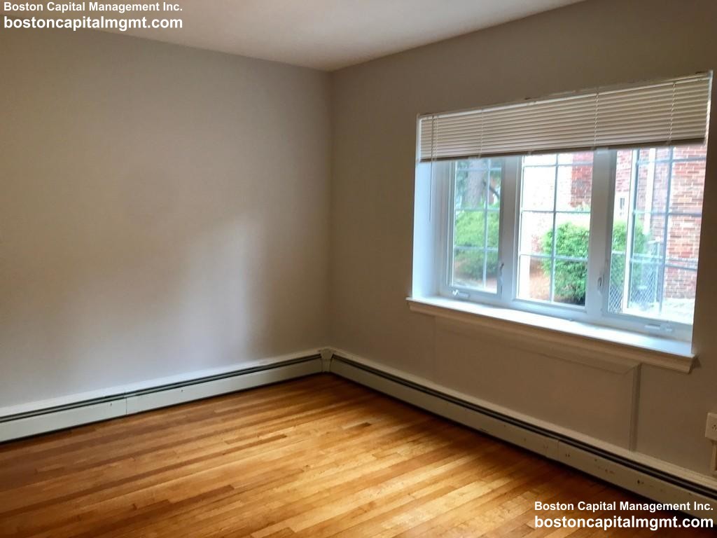 8 Mount Ida St, Newton Corner